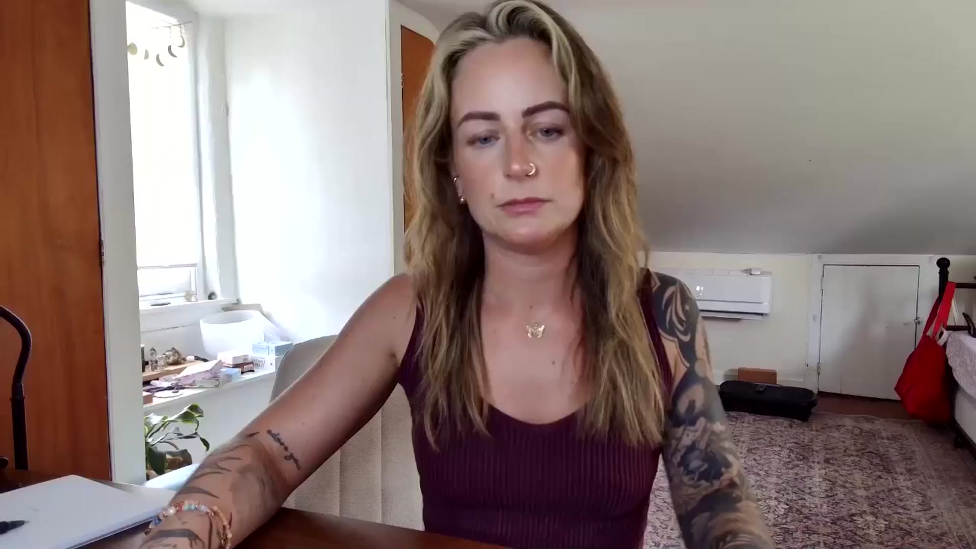 Gallery image thumbnail from Lena_bee's myfreecams stream on, 06/03/2025, 19:21 image 5 of 20