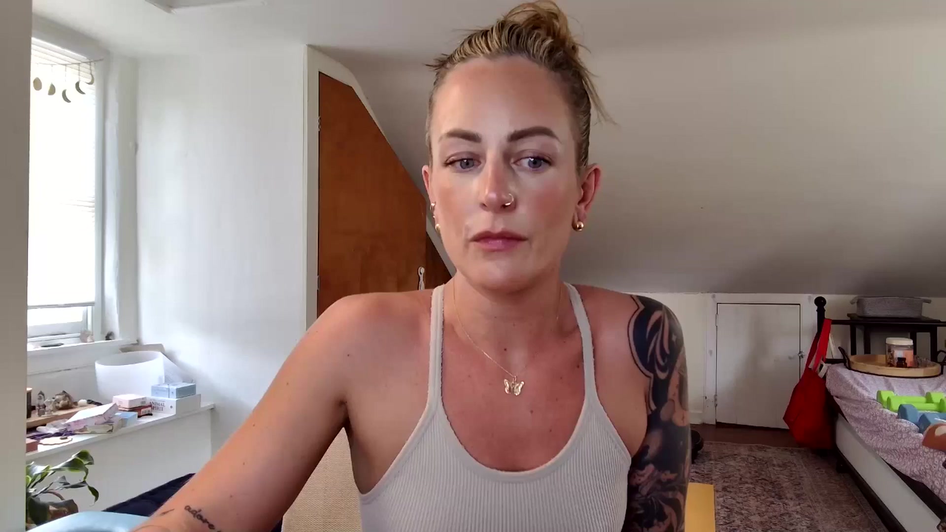 Gallery image thumbnail from Lena_bee's myfreecams stream on, 06/05/2025, 19:07 image 12 of 20