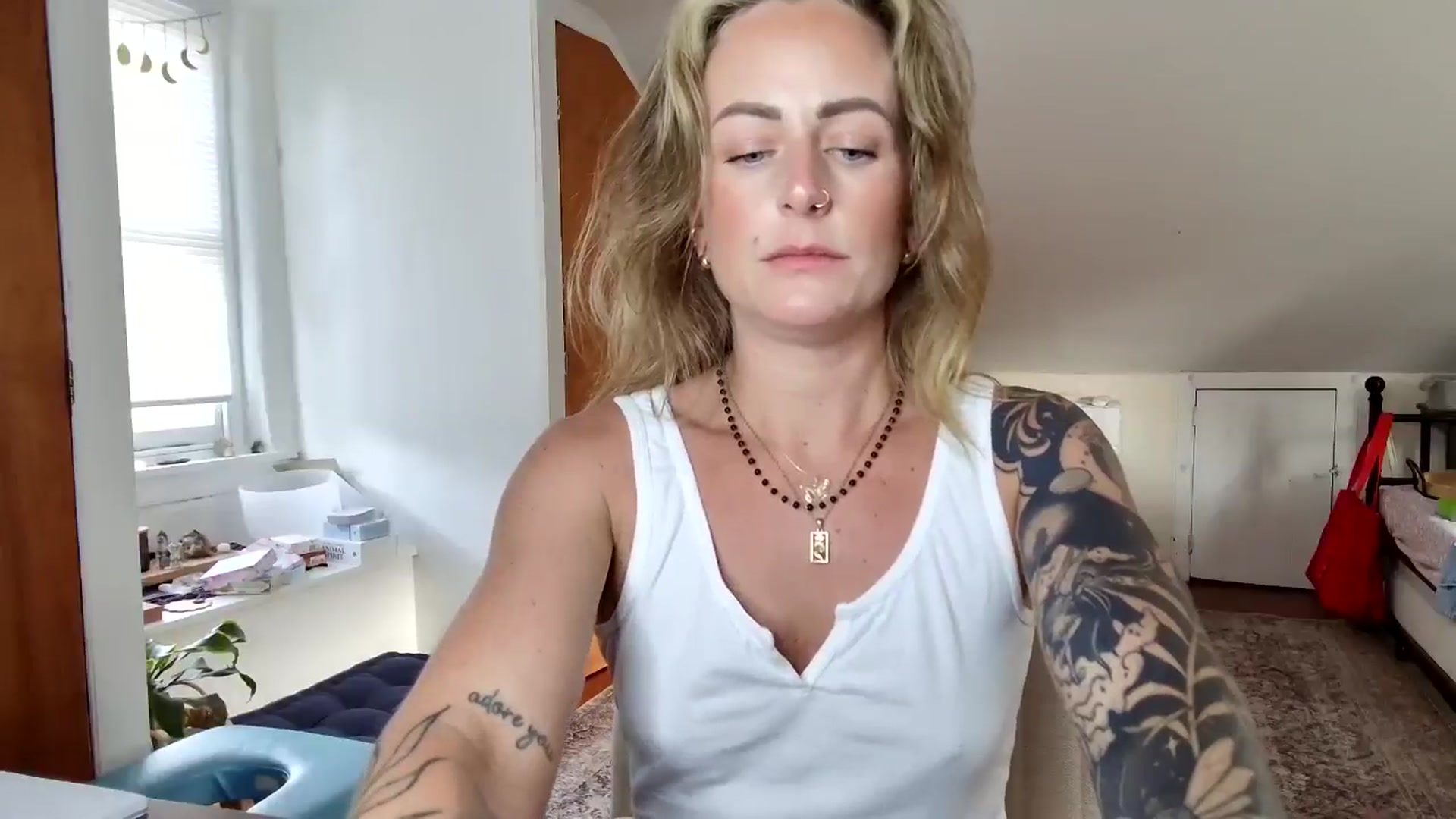 Gallery image thumbnail from Lena_bee's myfreecams stream on, 06/07/2025, 23:47 image 15 of 20