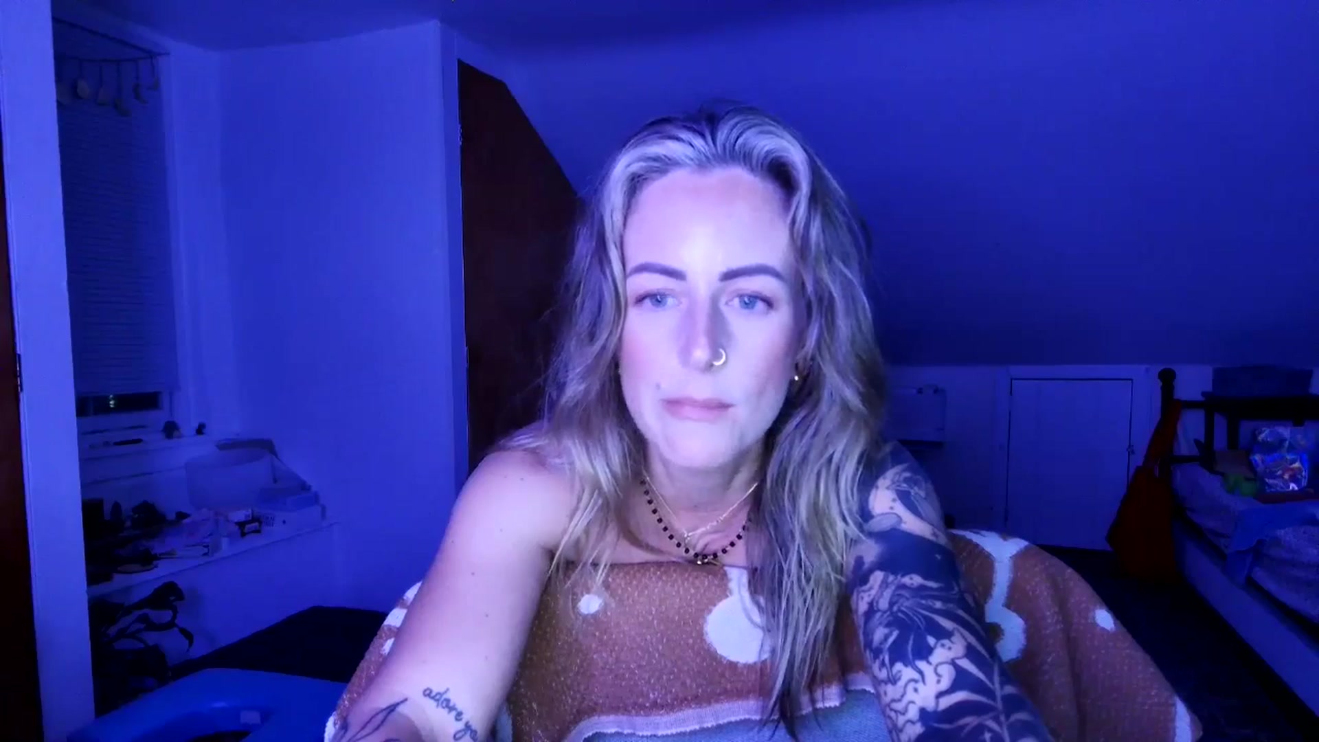 Gallery image thumbnail from Lena_bee's myfreecams stream on, 06/08/2025, 03:43 image 5 of 20