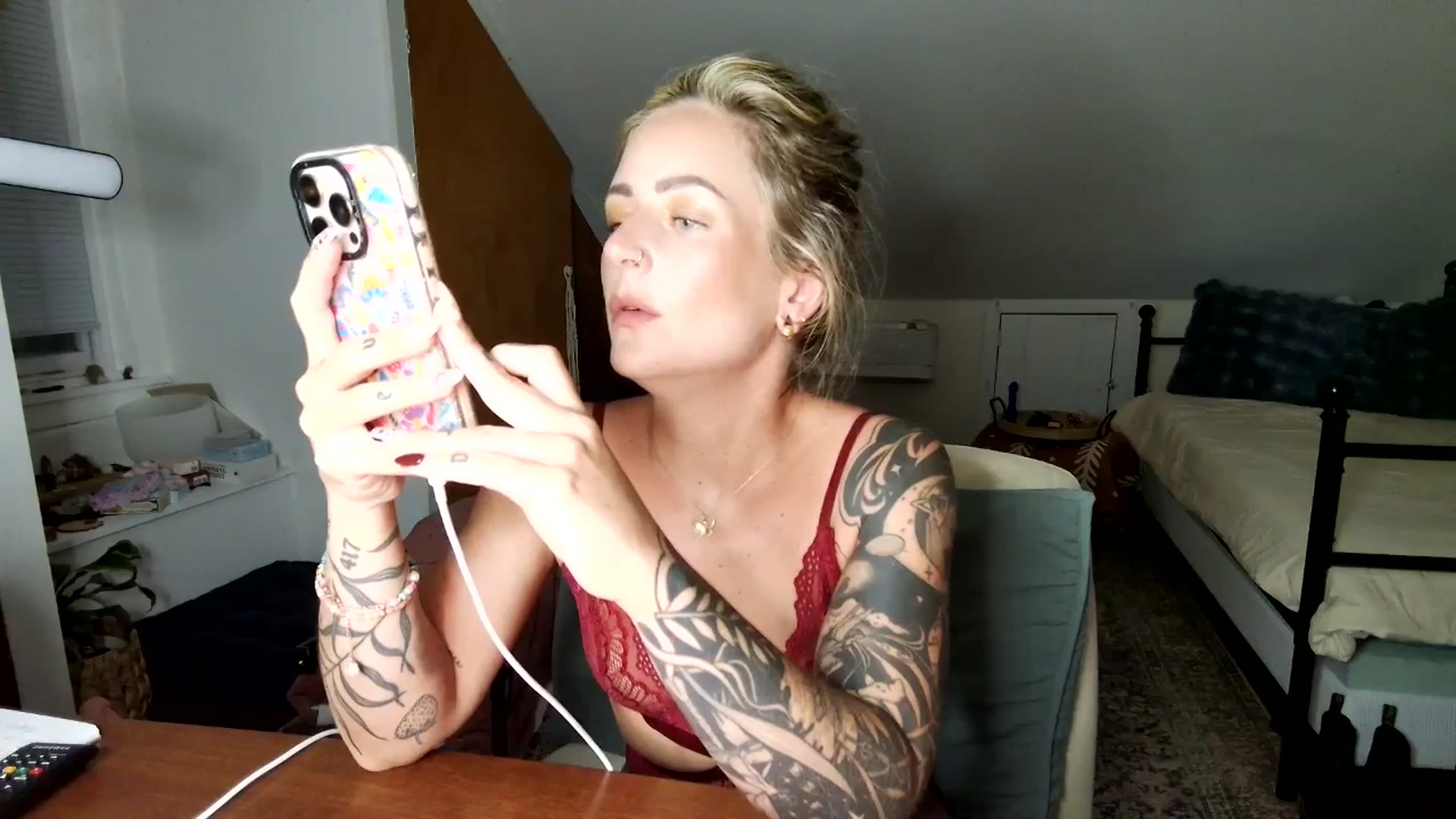 Gallery image thumbnail from Lena_bee's myfreecams stream on, 06/15/2025, 01:07 image 8 of 20