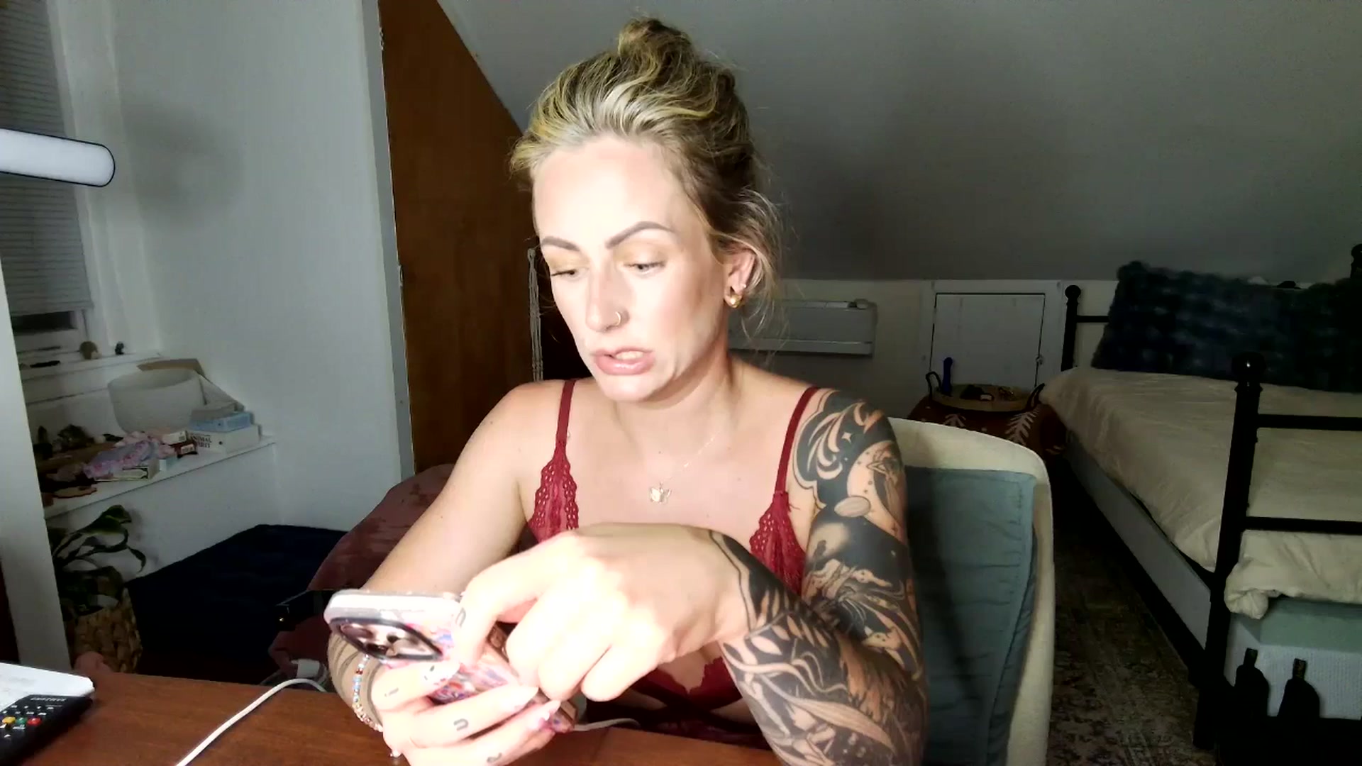 Gallery image thumbnail from Lena_bee's myfreecams stream on, 06/15/2025, 01:07 image 14 of 20