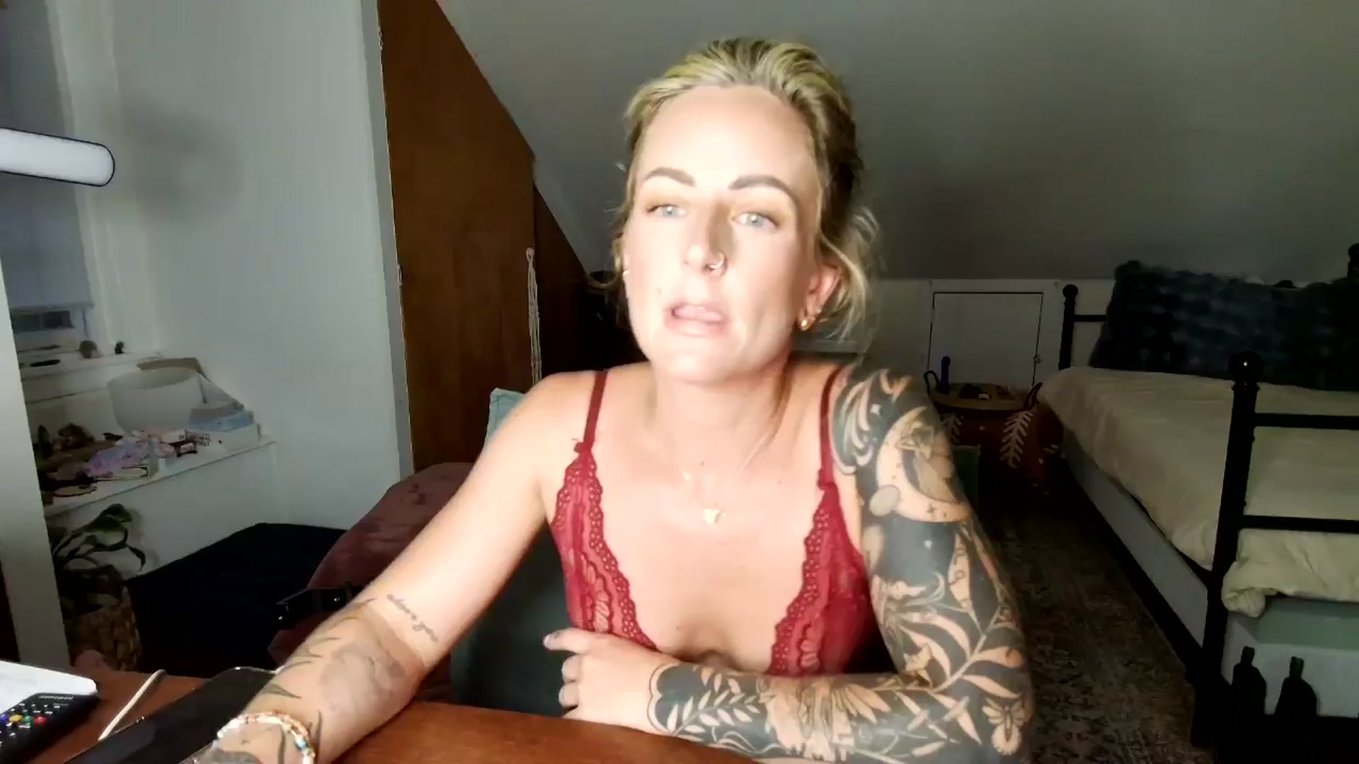 Gallery image thumbnail from Lena_bee's myfreecams stream on, 06/15/2025, 01:07 image 1 of 20