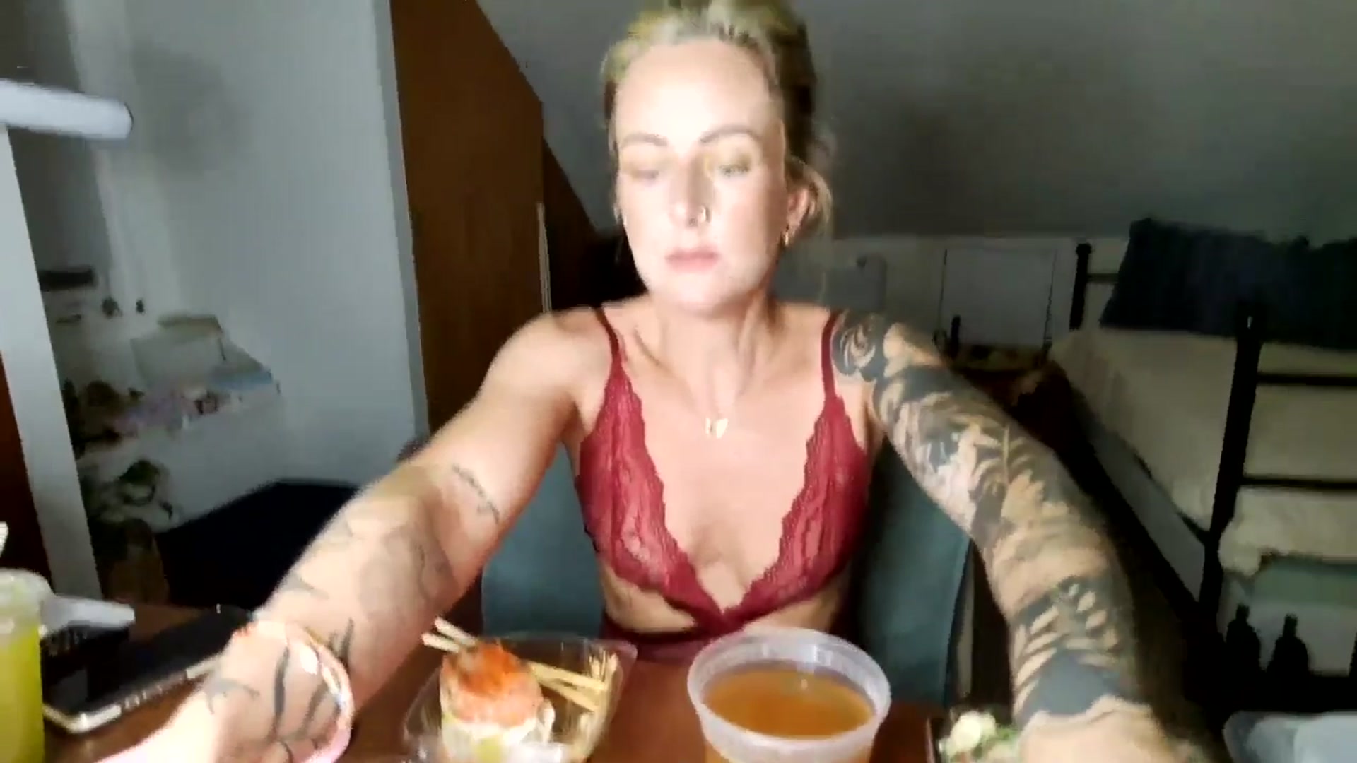 Gallery image thumbnail from Lena_bee's myfreecams stream on, 06/15/2025, 01:35 image 19 of 20