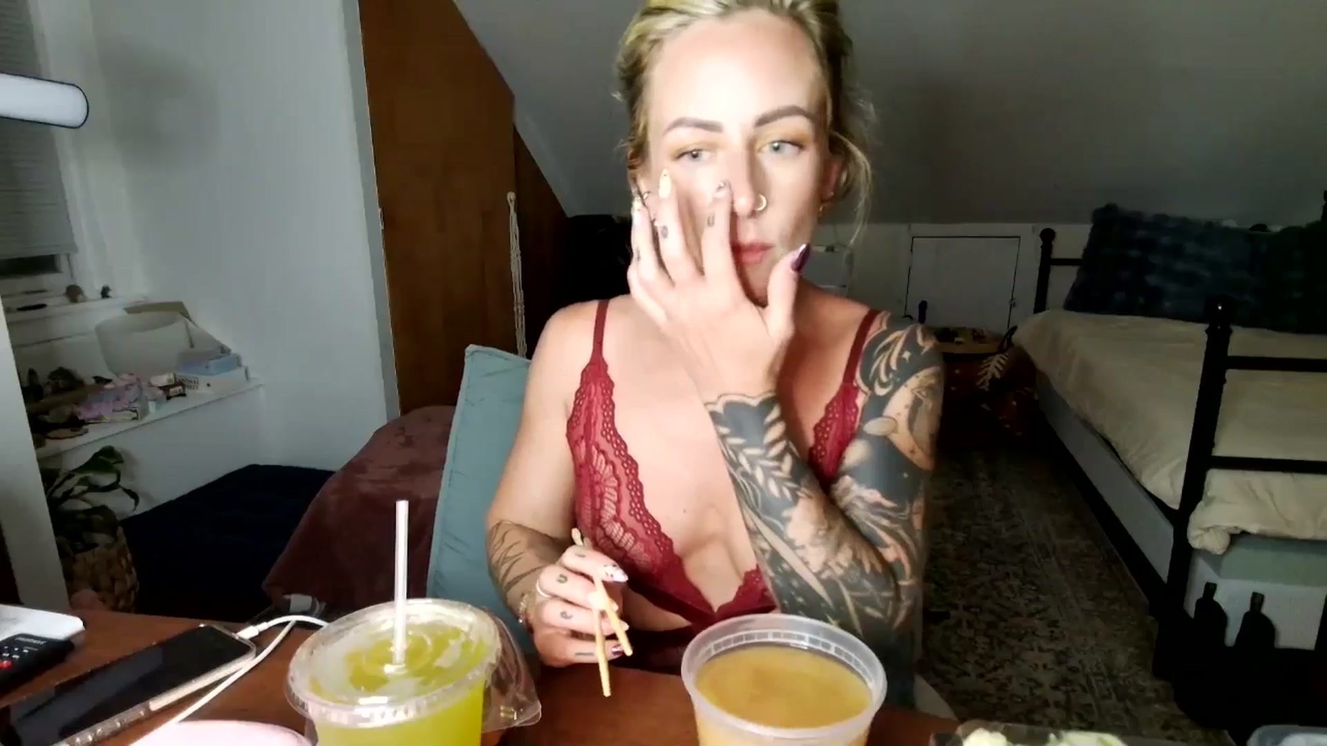 Gallery image thumbnail from Lena_bee's myfreecams stream on, 06/15/2025, 01:35 image 13 of 20