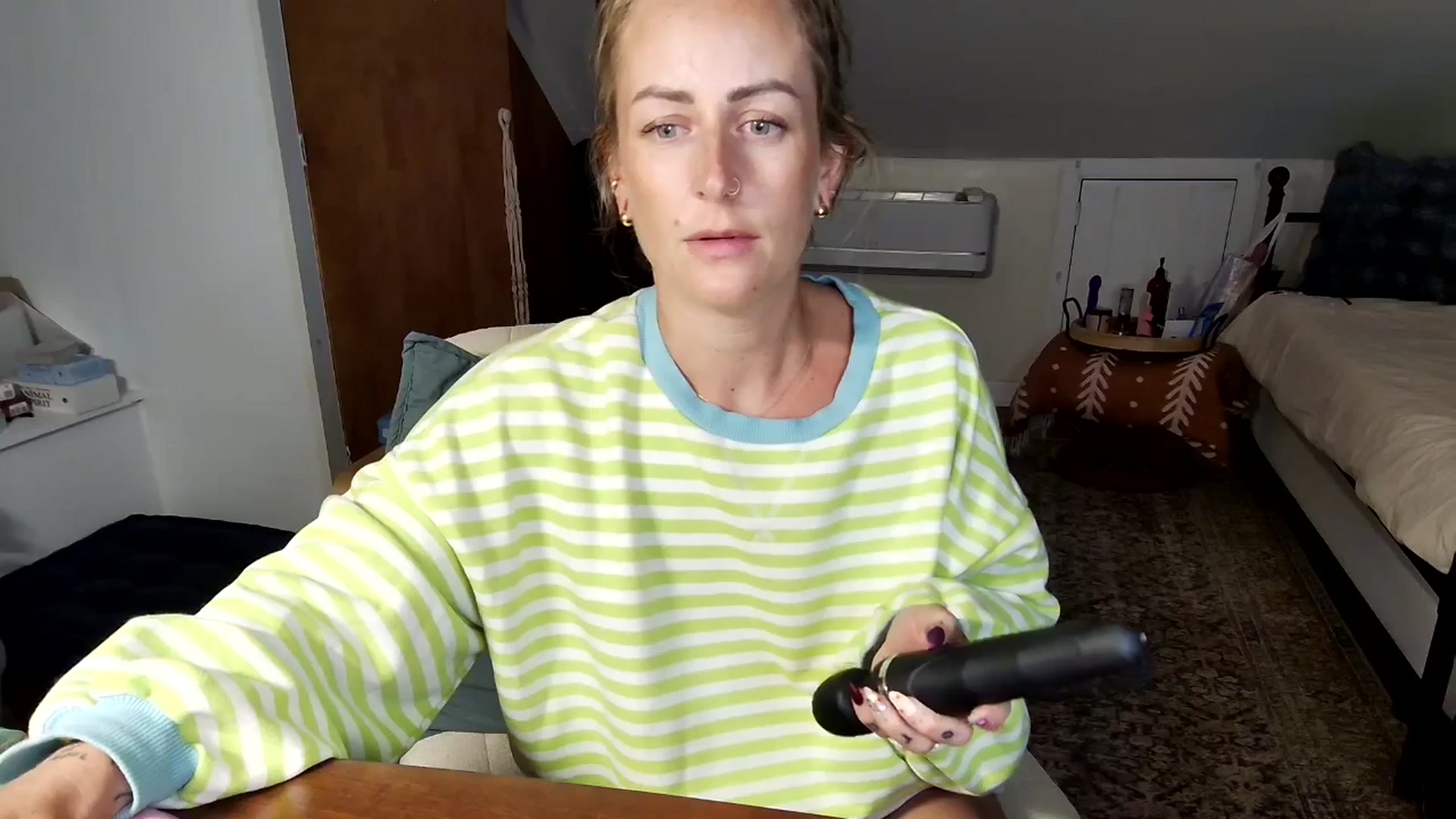 Gallery image thumbnail from Lena_bee's myfreecams stream on, 06/16/2025, 05:50 image 3 of 20