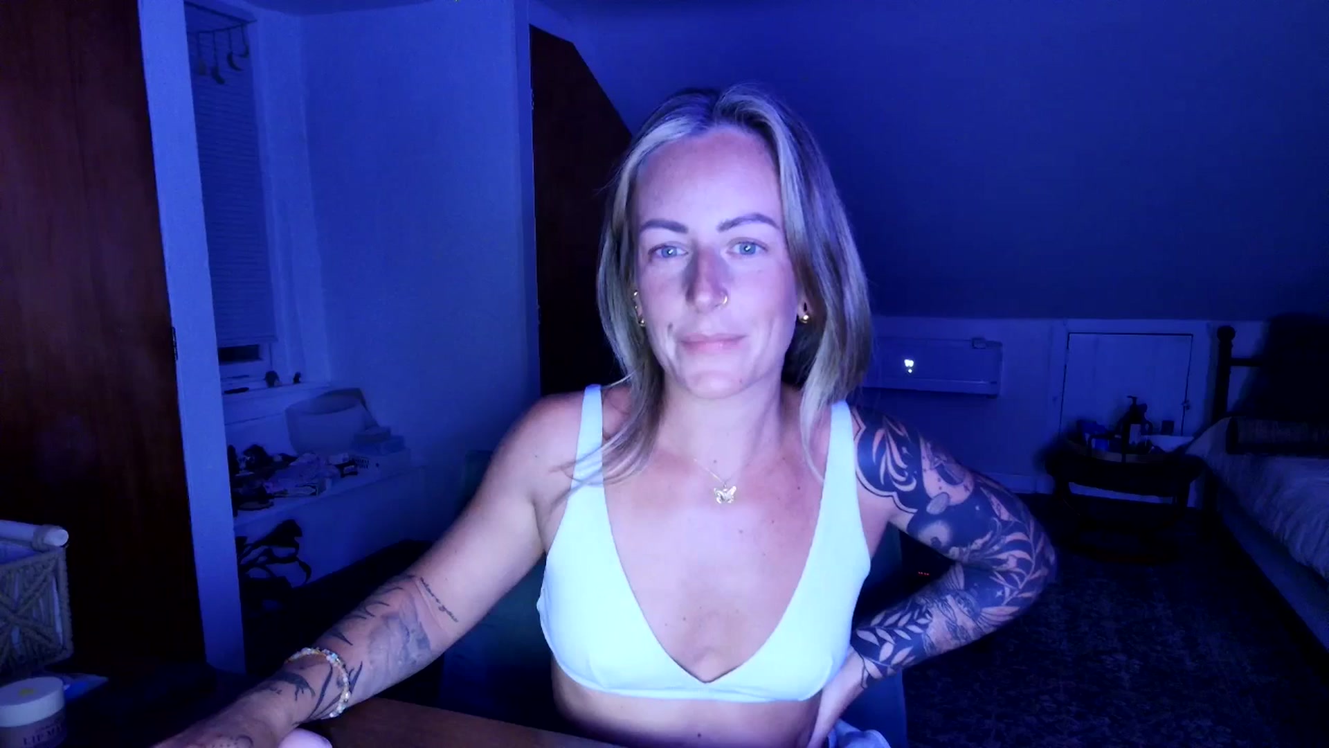 Gallery image thumbnail from Lena_bee's myfreecams stream on, 06/27/2025, 03:36 image 13 of 20
