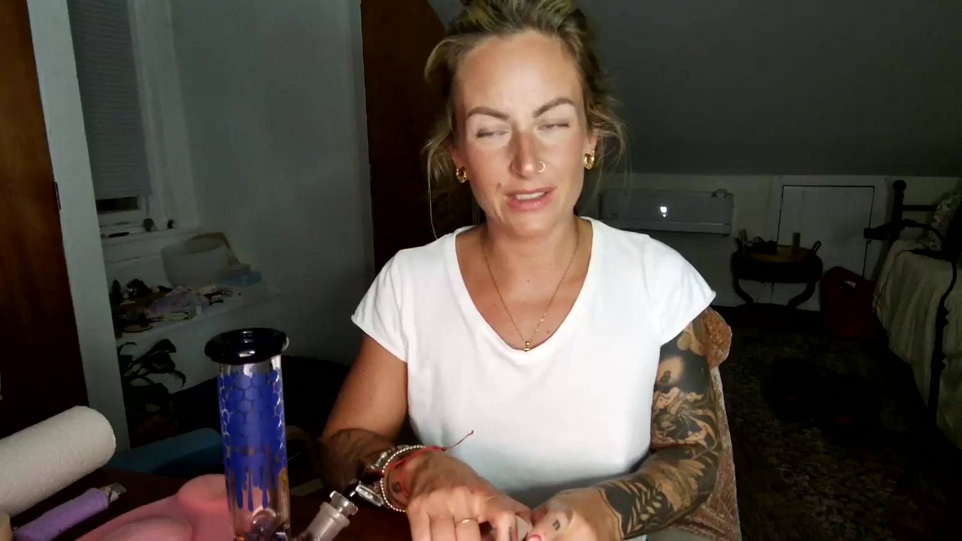 Gallery image thumbnail from Lena_bee's myfreecams stream on, 07/12/2025, 04:34 image 16 of 20