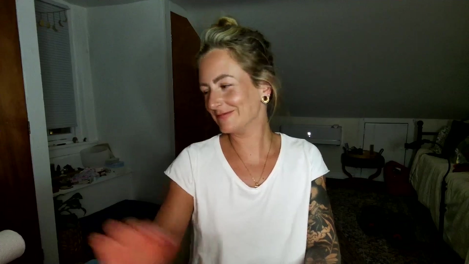 Gallery image thumbnail from Lena_bee's myfreecams stream on, 07/12/2025, 05:26 image 14 of 20