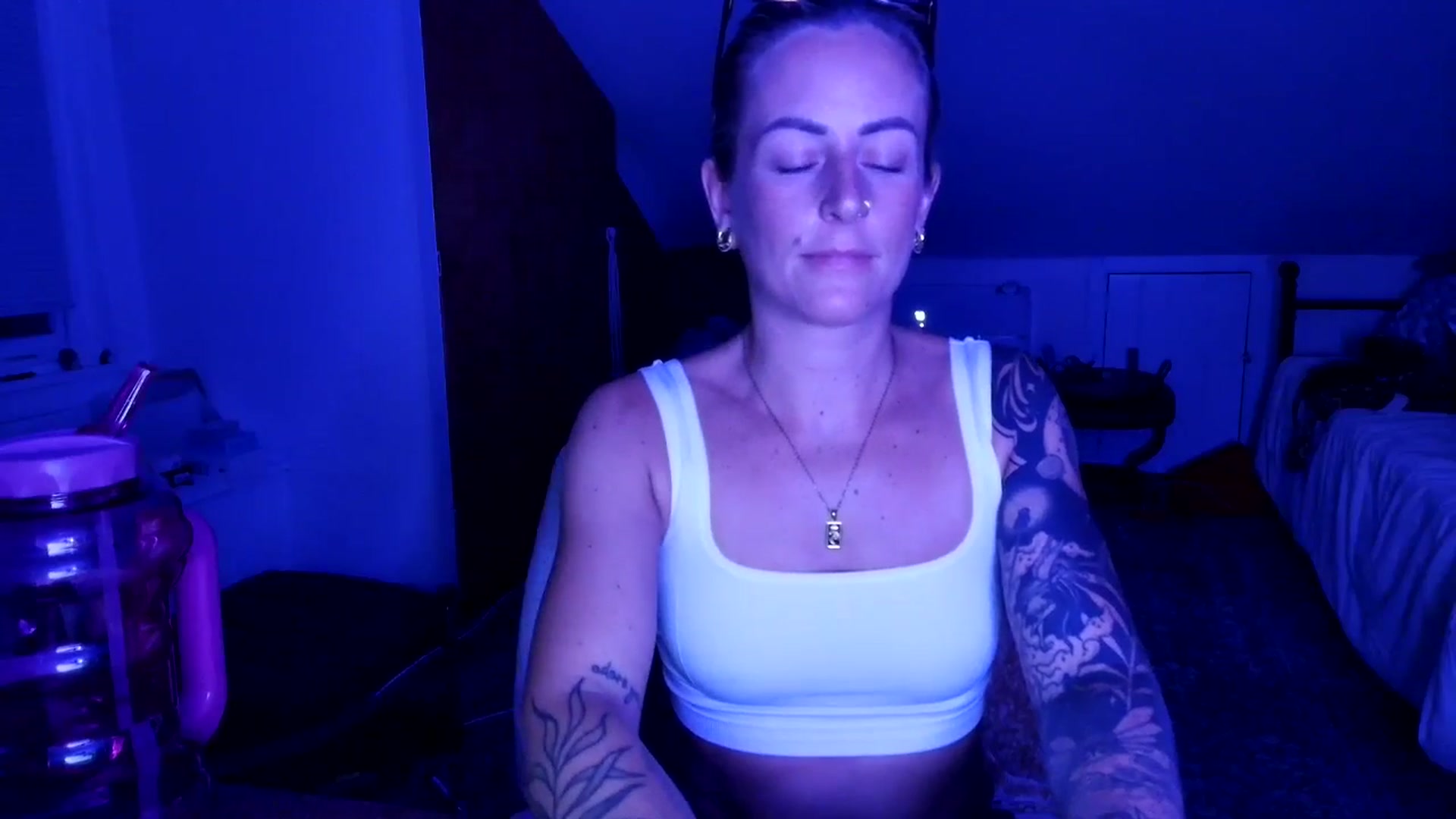 Gallery image thumbnail from Lena_bee's myfreecams stream on, 07/15/2025, 06:36 image 9 of 20