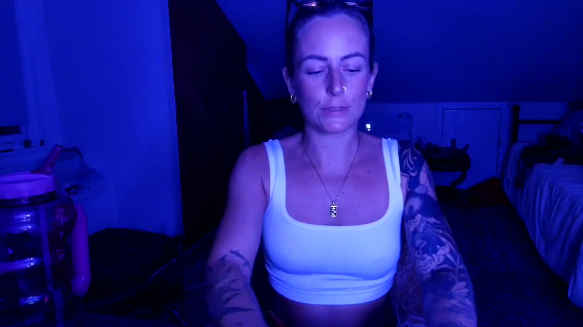 Gallery image thumbnail from Lena_bee's myfreecams stream on, 07/15/2025, 06:36 image 10 of 20