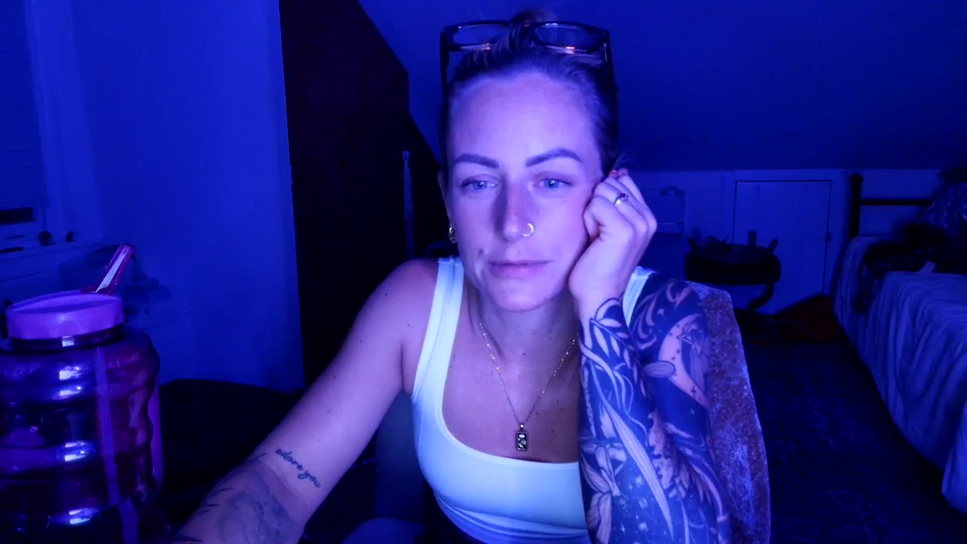 Gallery image thumbnail from Lena_bee's myfreecams stream on, 07/15/2025, 06:36 image 12 of 20