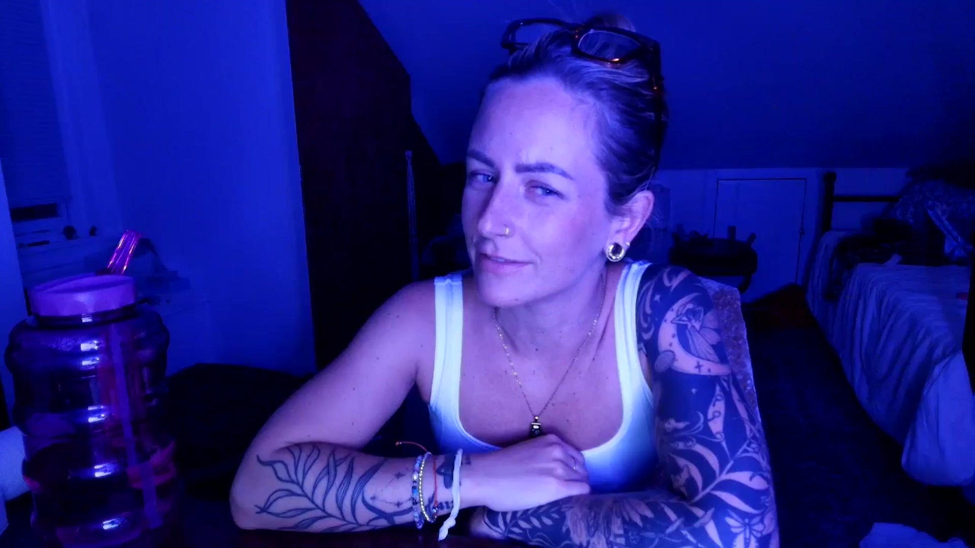Gallery image thumbnail from Lena_bee's myfreecams stream on, 07/15/2025, 06:36 image 17 of 20