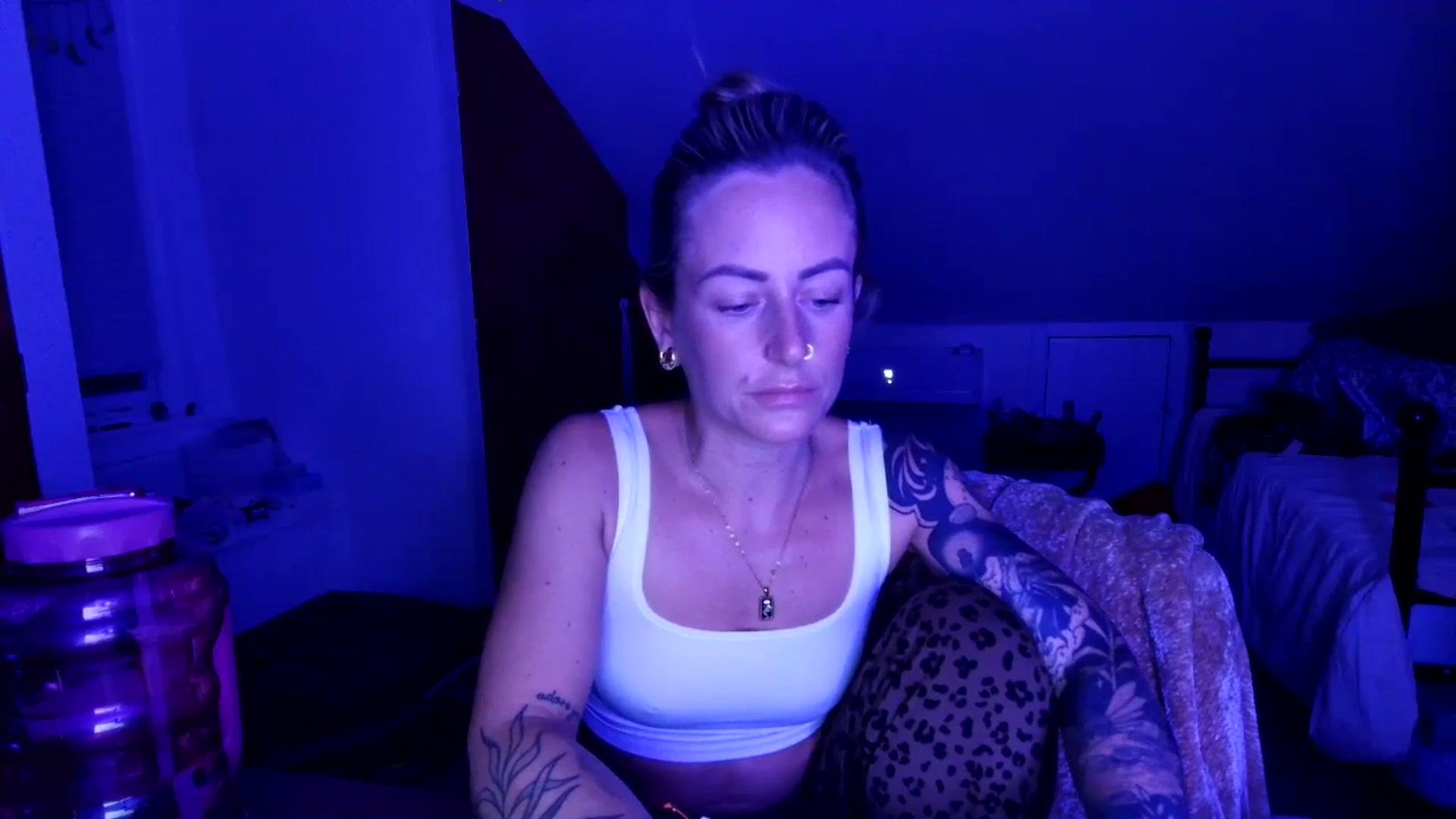 Gallery image thumbnail from Lena_bee's myfreecams stream on, 07/15/2025, 06:36 image 2 of 20