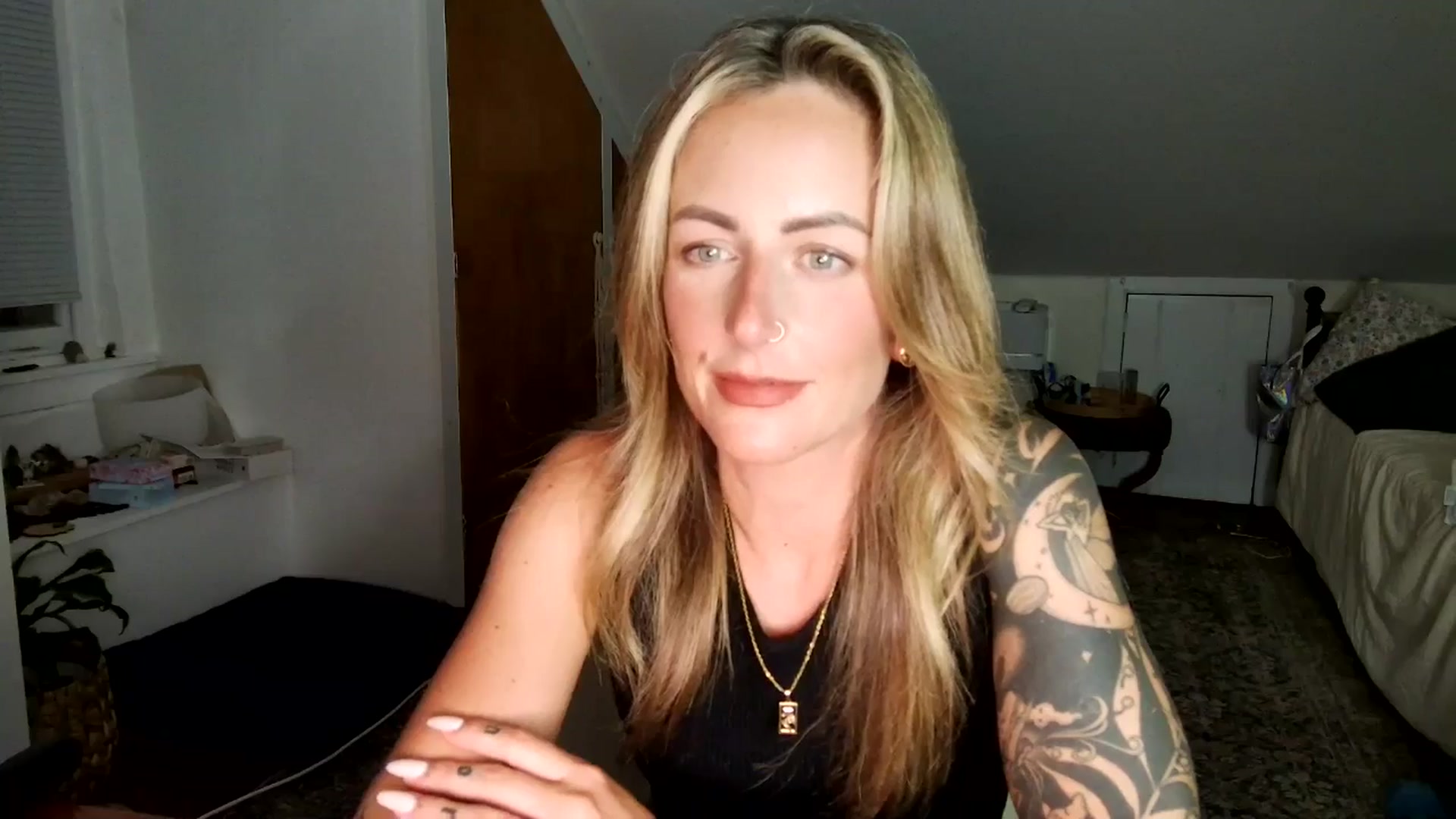 Gallery image thumbnail from Lena_bee's myfreecams stream on, 07/27/2025, 03:51 image 3 of 20