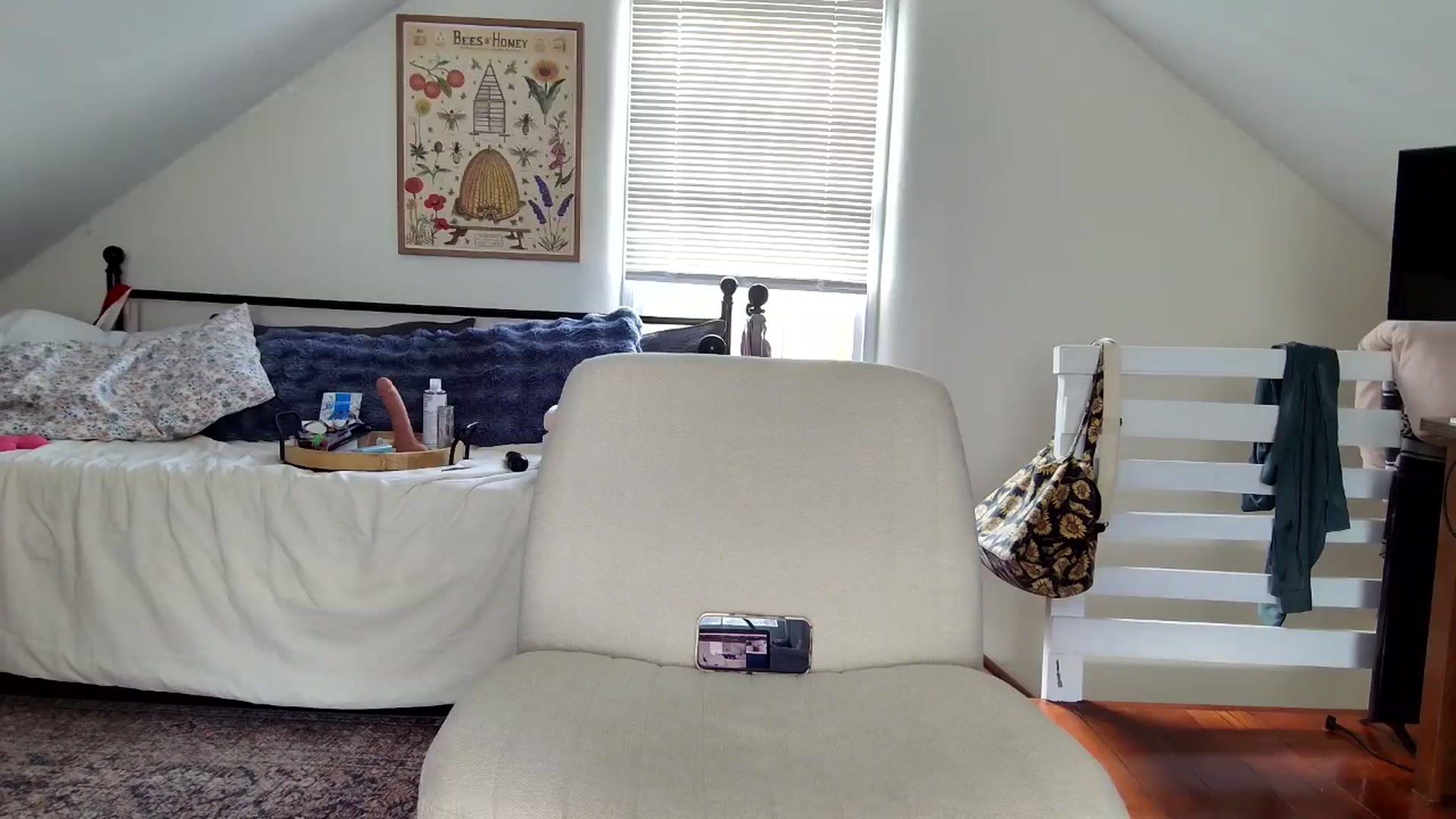 Gallery image thumbnail from Lena_bee's myfreecams stream on, 07/30/2025, 19:29 image 7 of 20