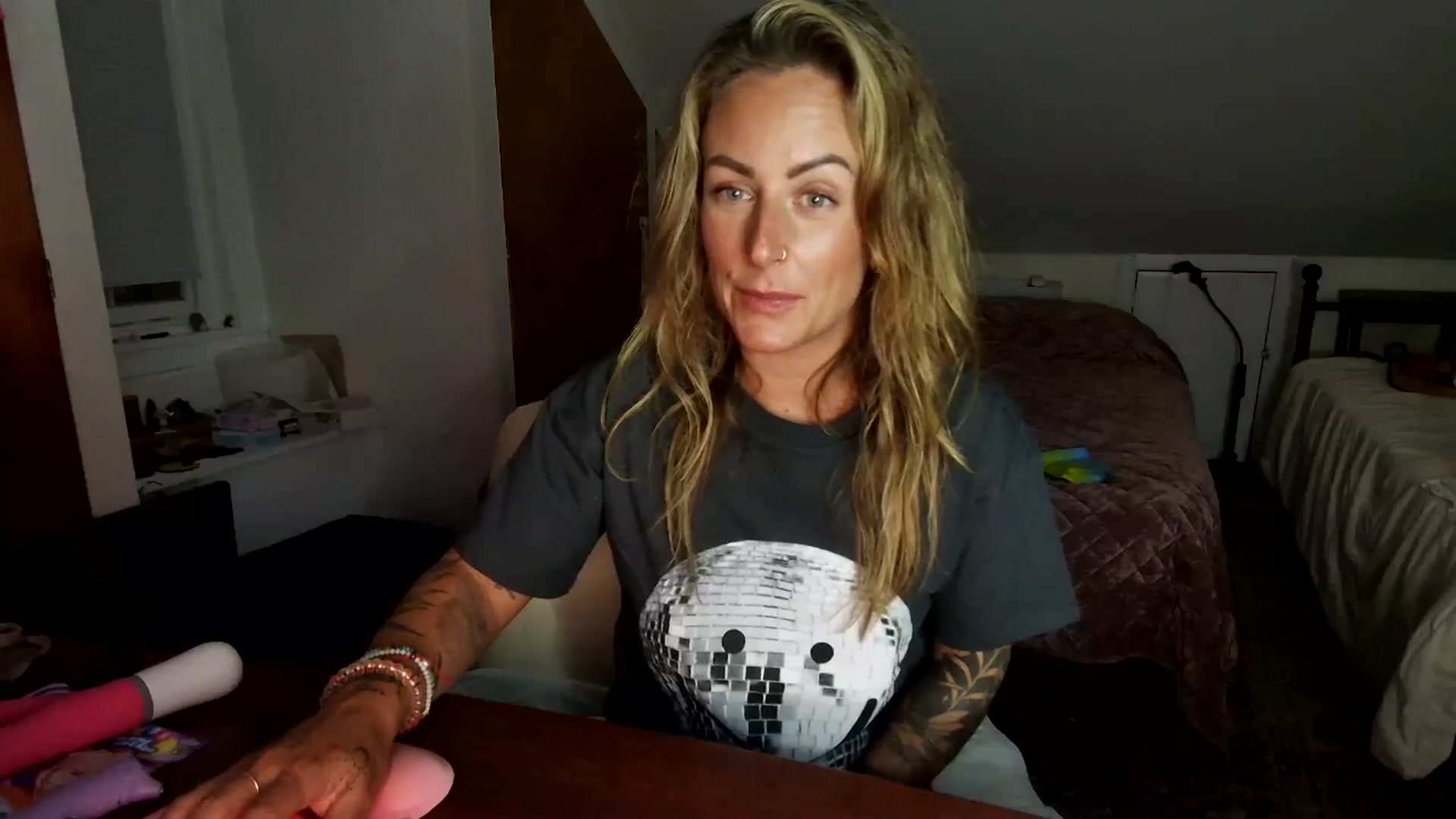 Gallery image thumbnail from Lena_bee's myfreecams stream on, 08/21/2025, 07:31 image 2 of 20
