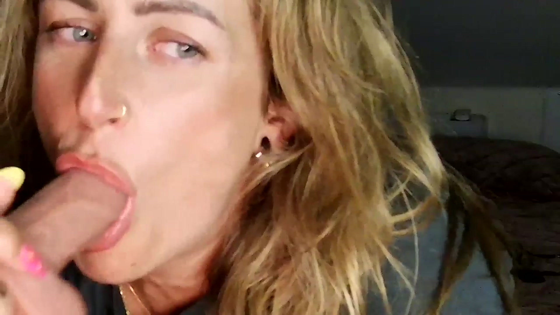 Gallery image thumbnail from Lena_bee's myfreecams stream on, 08/21/2025, 07:31 image 20 of 20