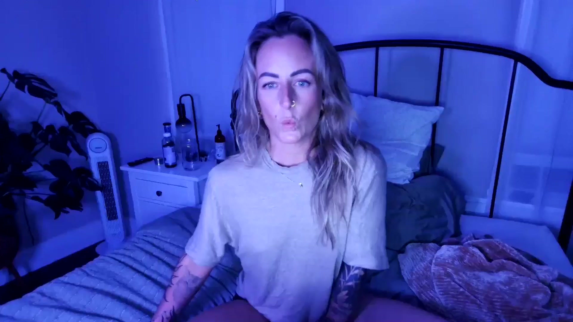 Gallery image thumbnail from Lena_bee's myfreecams stream on, 08/30/2025, 03:48 image 3 of 20