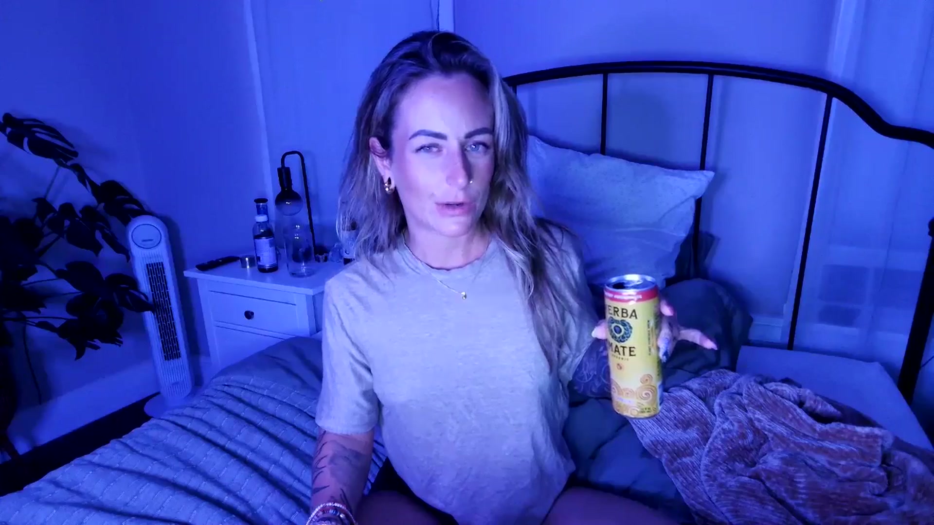 Gallery image thumbnail from Lena_bee's myfreecams stream on, 08/30/2025, 03:48 image 5 of 20