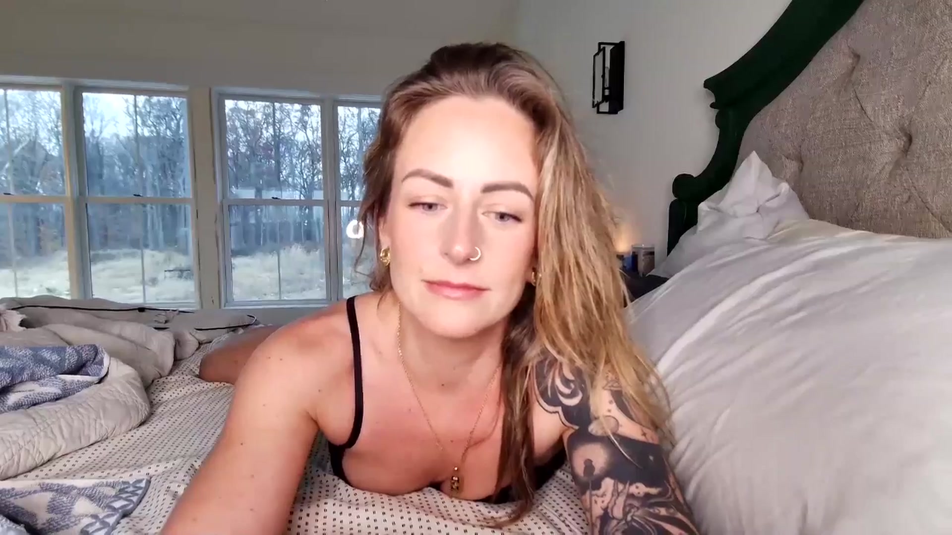 Gallery image thumbnail from Lena_bee's myfreecams stream on, 11/14/2025, 21:39 image 11 of 20