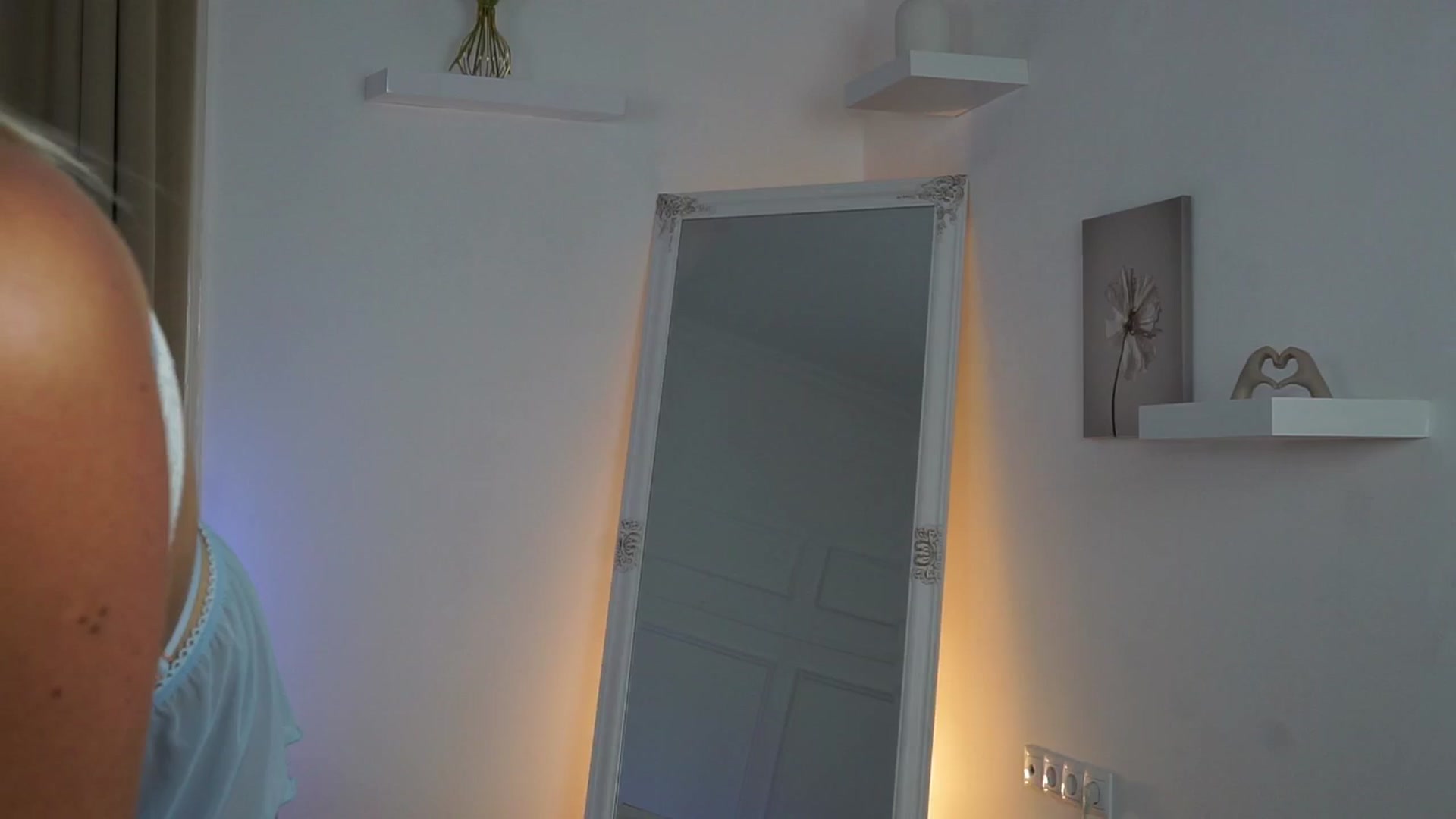 Gallery image thumbnail from LenaaStar's myfreecams stream on, 08/02/2025, 18:55 image 10 of 20