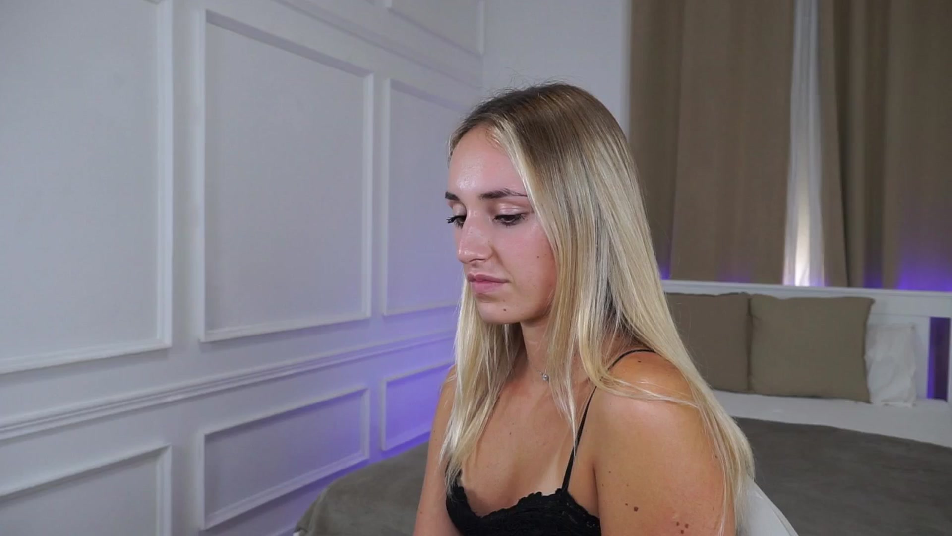 Gallery image thumbnail from LenaaStar's myfreecams stream on, 10/07/2025, 17:25 image 3 of 20