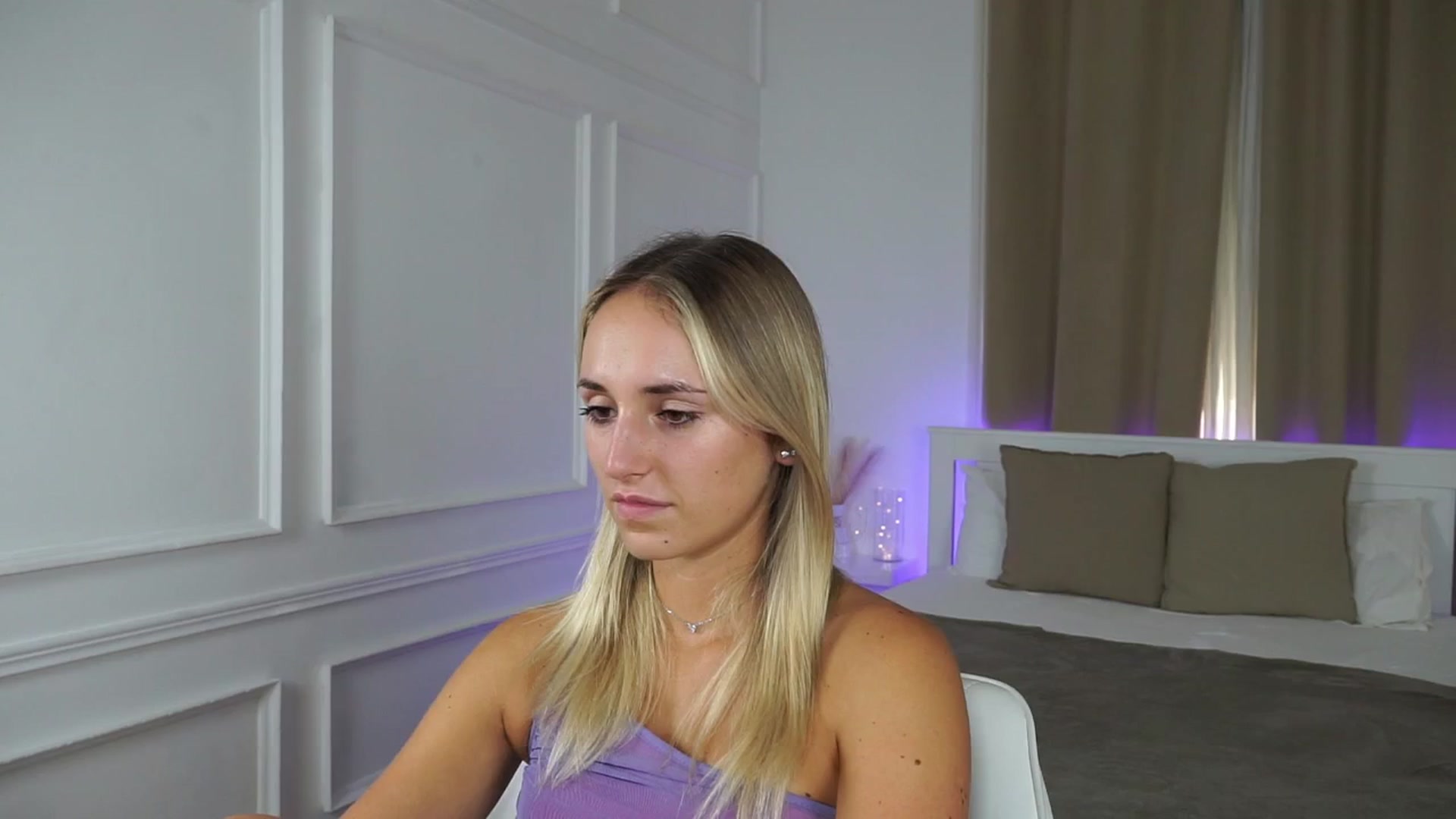 Gallery image thumbnail from LenaaStar's myfreecams stream on, 10/08/2025, 15:46 image 3 of 20