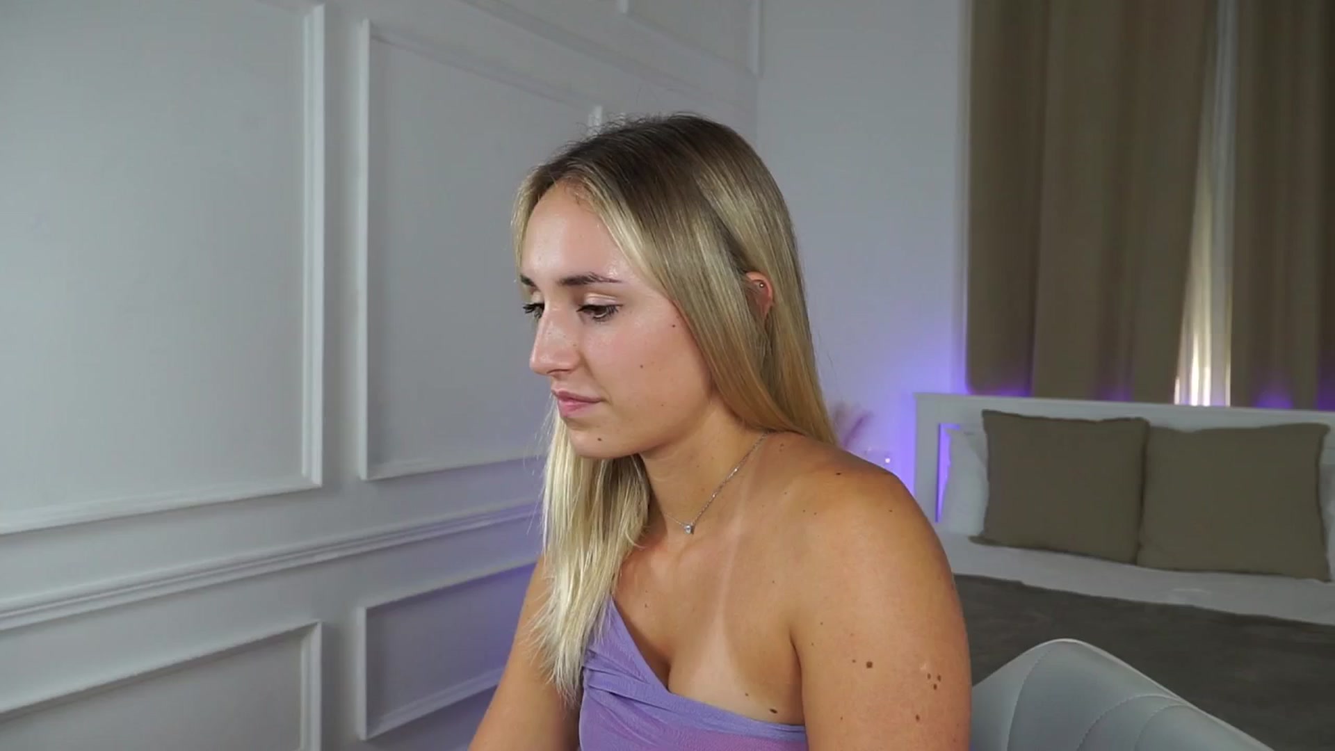 Gallery image thumbnail from LenaaStar's myfreecams stream on, 10/08/2025, 15:46 image 15 of 20