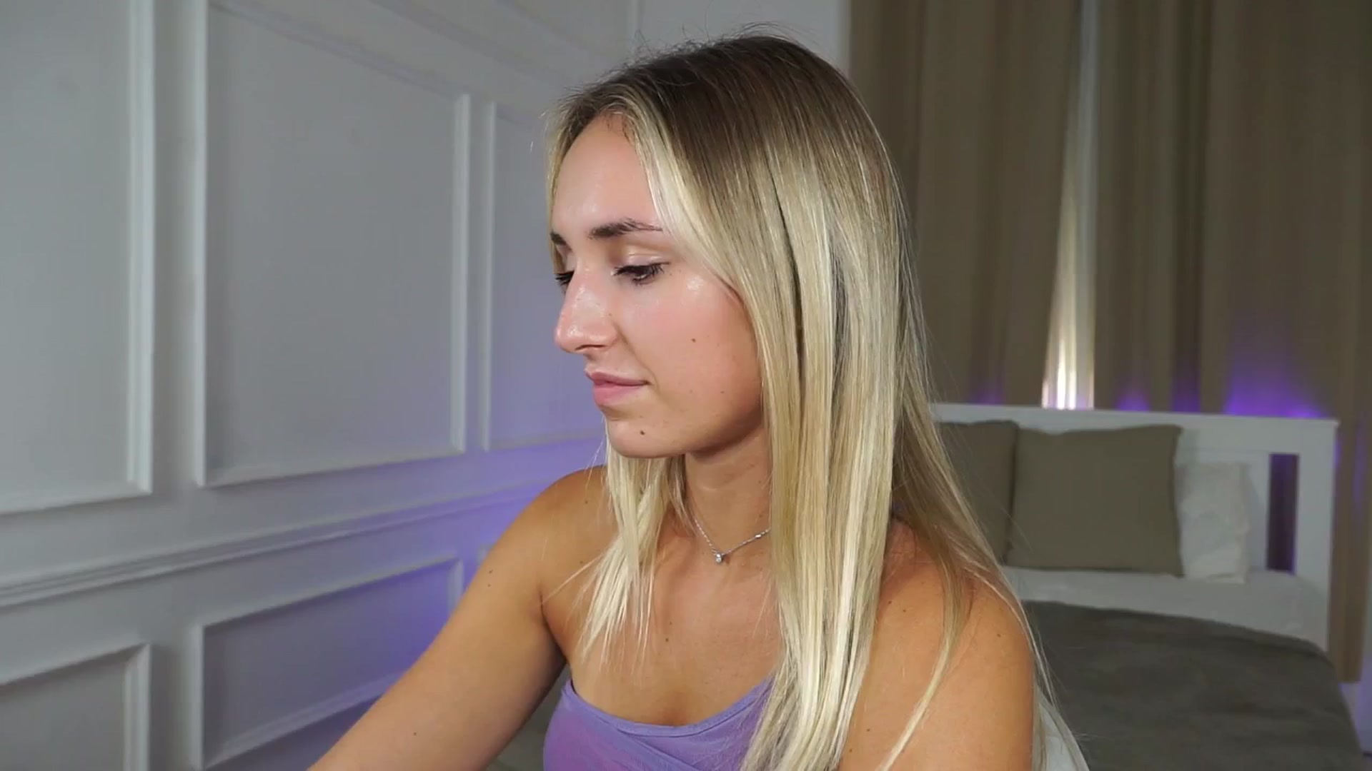 Gallery image thumbnail from LenaaStar's myfreecams stream on, 10/08/2025, 17:13 image 13 of 20
