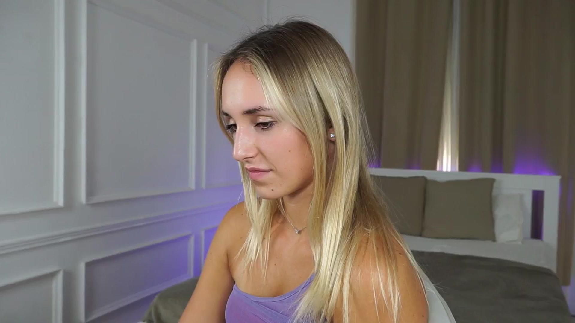 Gallery image thumbnail from LenaaStar's myfreecams stream on, 10/08/2025, 17:13 image 9 of 20