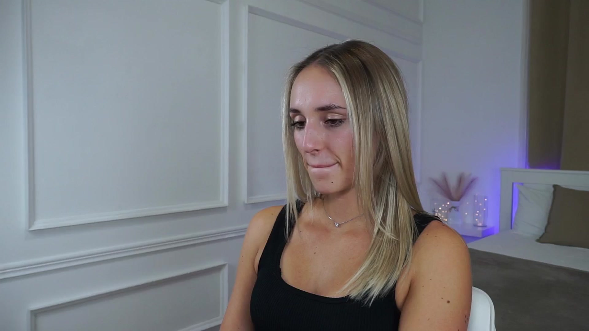 Gallery image thumbnail from LenaaStar's myfreecams stream on, 10/14/2025, 16:47 image 8 of 20