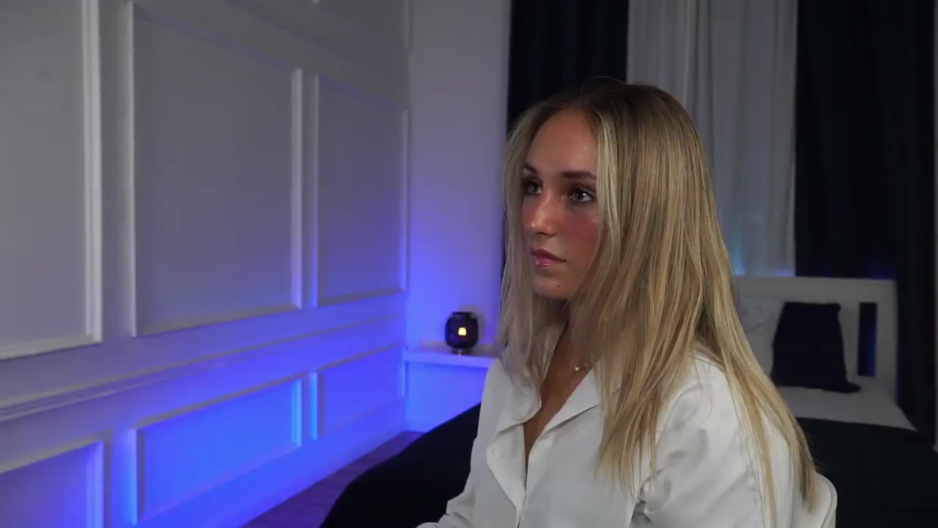 Gallery image thumbnail from LenaaStar's myfreecams stream on, 10/16/2025, 16:12 image 1 of 20