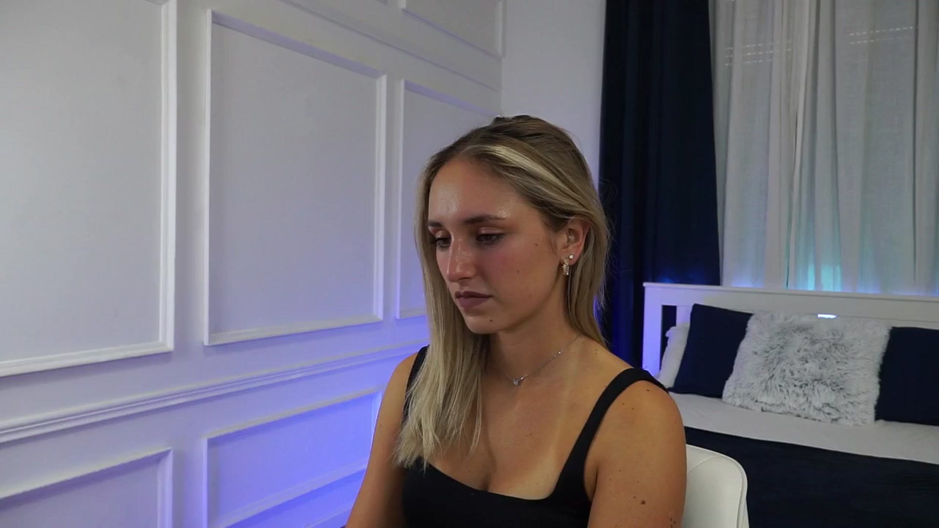 Gallery image thumbnail from LenaaStar's myfreecams stream on, 10/17/2025, 14:17 image 2 of 20