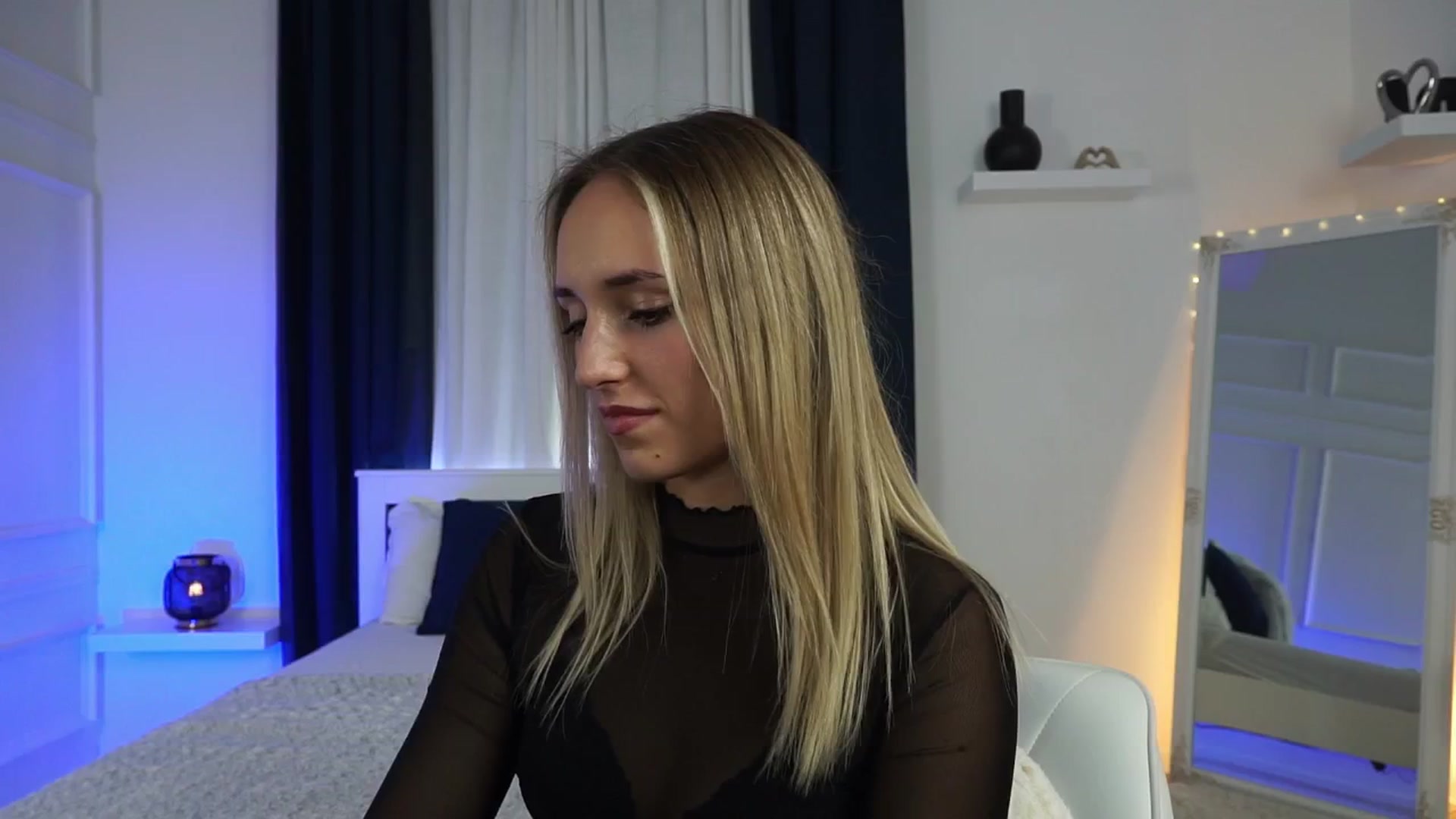 Gallery image thumbnail from LenaaStar's myfreecams stream on, 10/29/2025, 18:28 image 11 of 20