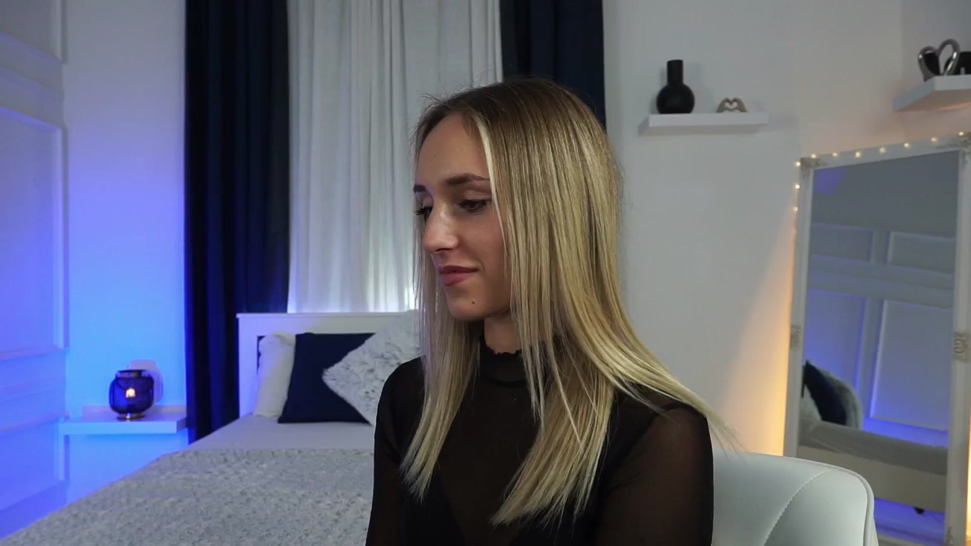 Gallery image thumbnail from LenaaStar's myfreecams stream on, 10/29/2025, 18:28 image 17 of 20