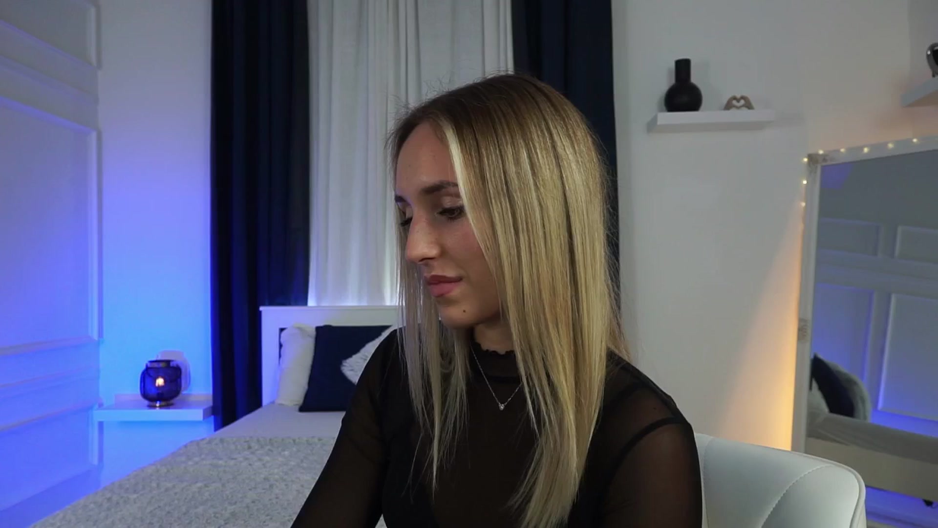 Gallery image thumbnail from LenaaStar's myfreecams stream on, 10/29/2025, 20:06 image 19 of 20