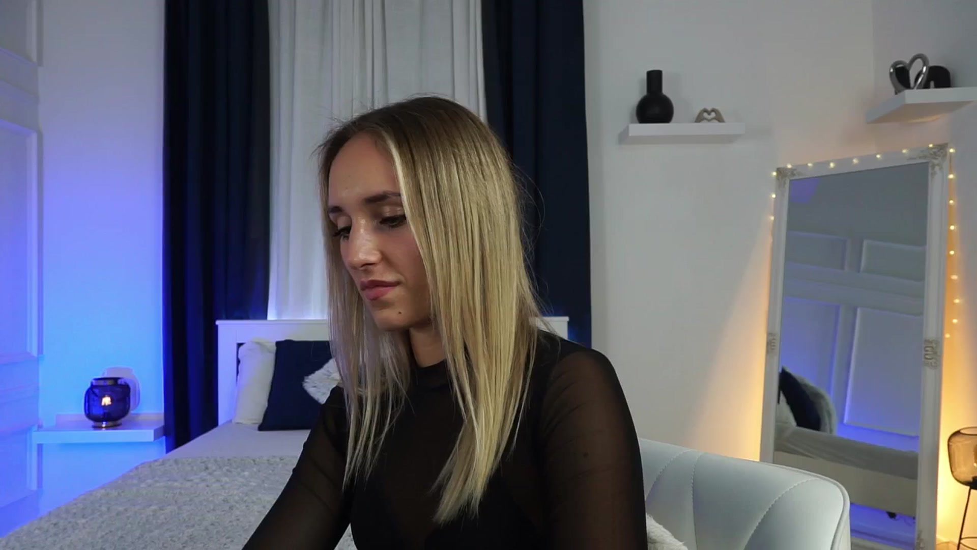 Gallery image thumbnail from LenaaStar's myfreecams stream on, 10/29/2025, 20:06 image 1 of 20