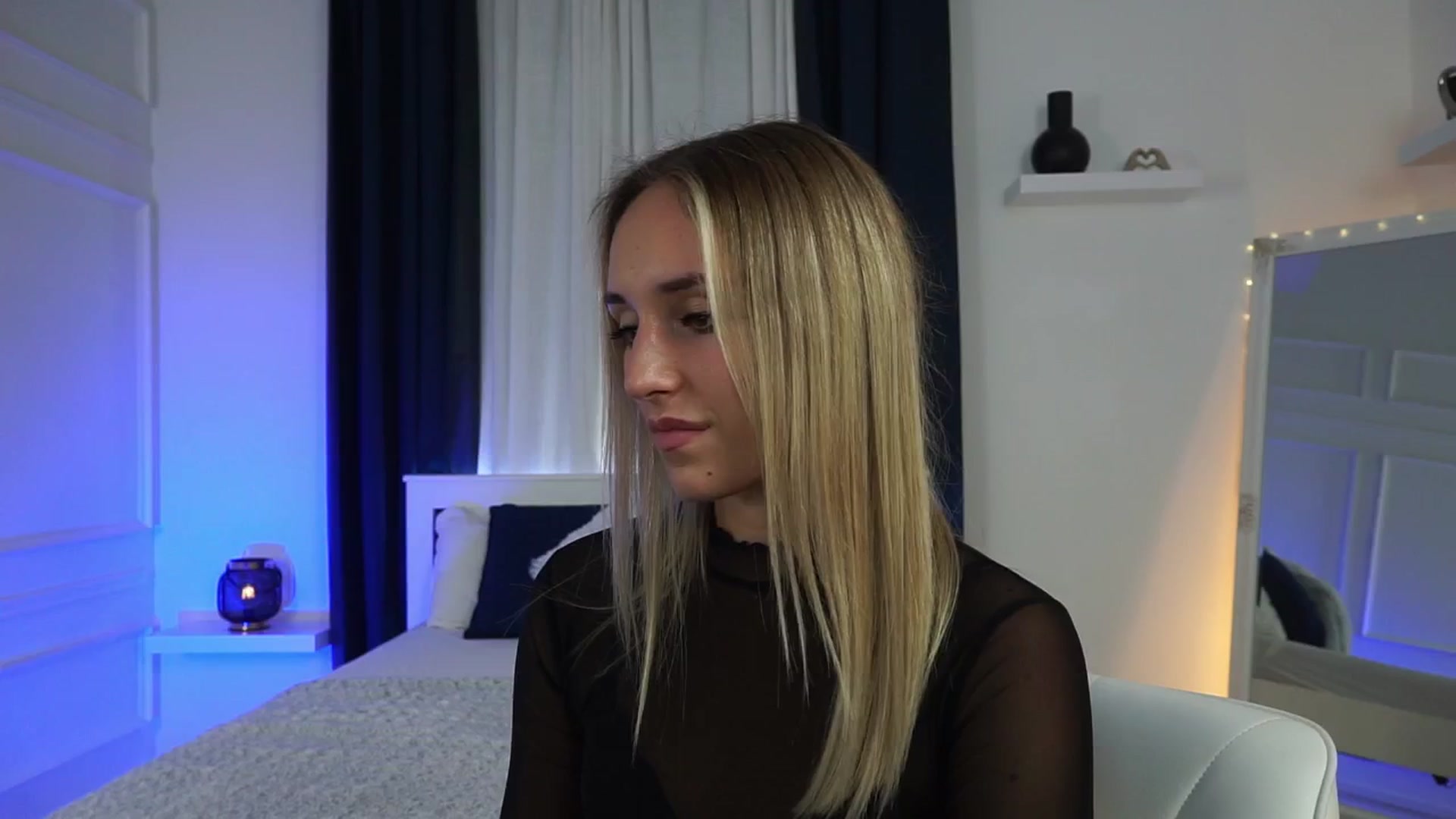 Gallery image thumbnail from LenaaStar's myfreecams stream on, 10/29/2025, 20:06 image 17 of 20