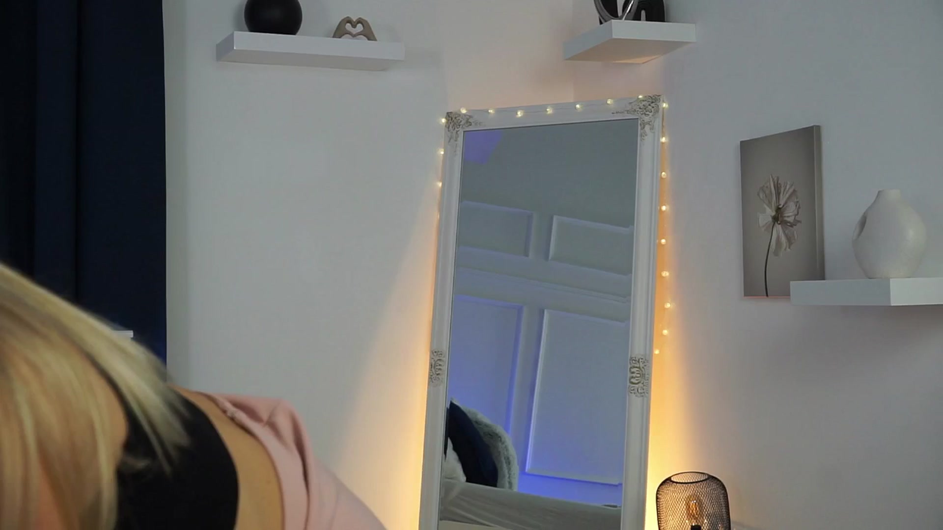 Gallery image thumbnail from LenaaStar's myfreecams stream on, 10/30/2025, 16:06 image 18 of 20