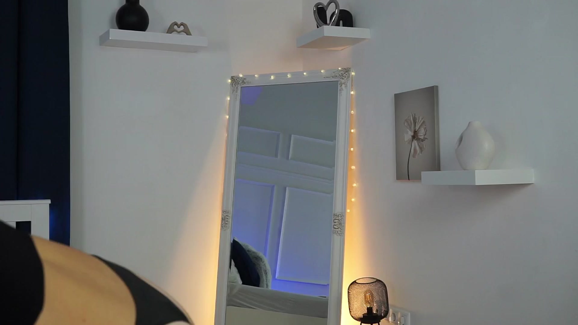 Gallery image thumbnail from LenaaStar's myfreecams stream on, 10/30/2025, 16:06 image 7 of 20