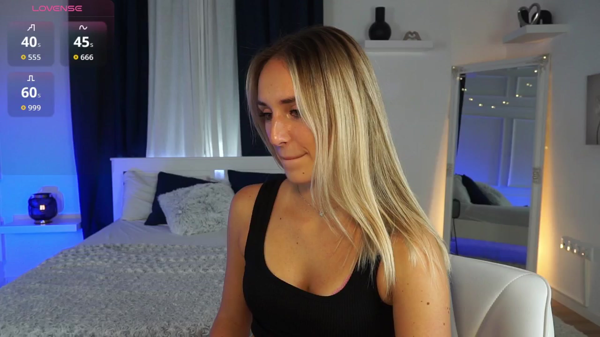 Gallery image thumbnail from LenaaStar's myfreecams stream on, 11/04/2025, 17:03 image 11 of 20