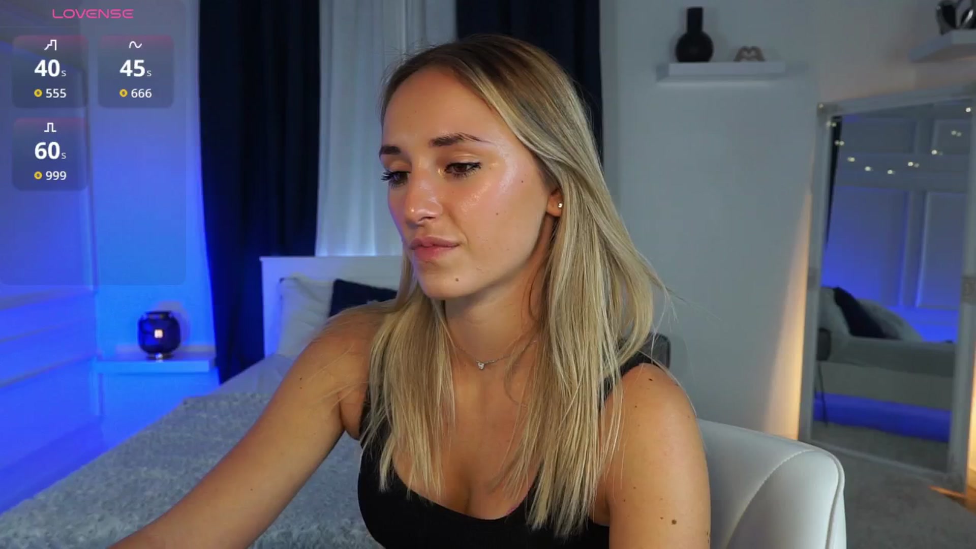 Gallery image thumbnail from LenaaStar's myfreecams stream on, 11/04/2025, 17:03 image 7 of 20