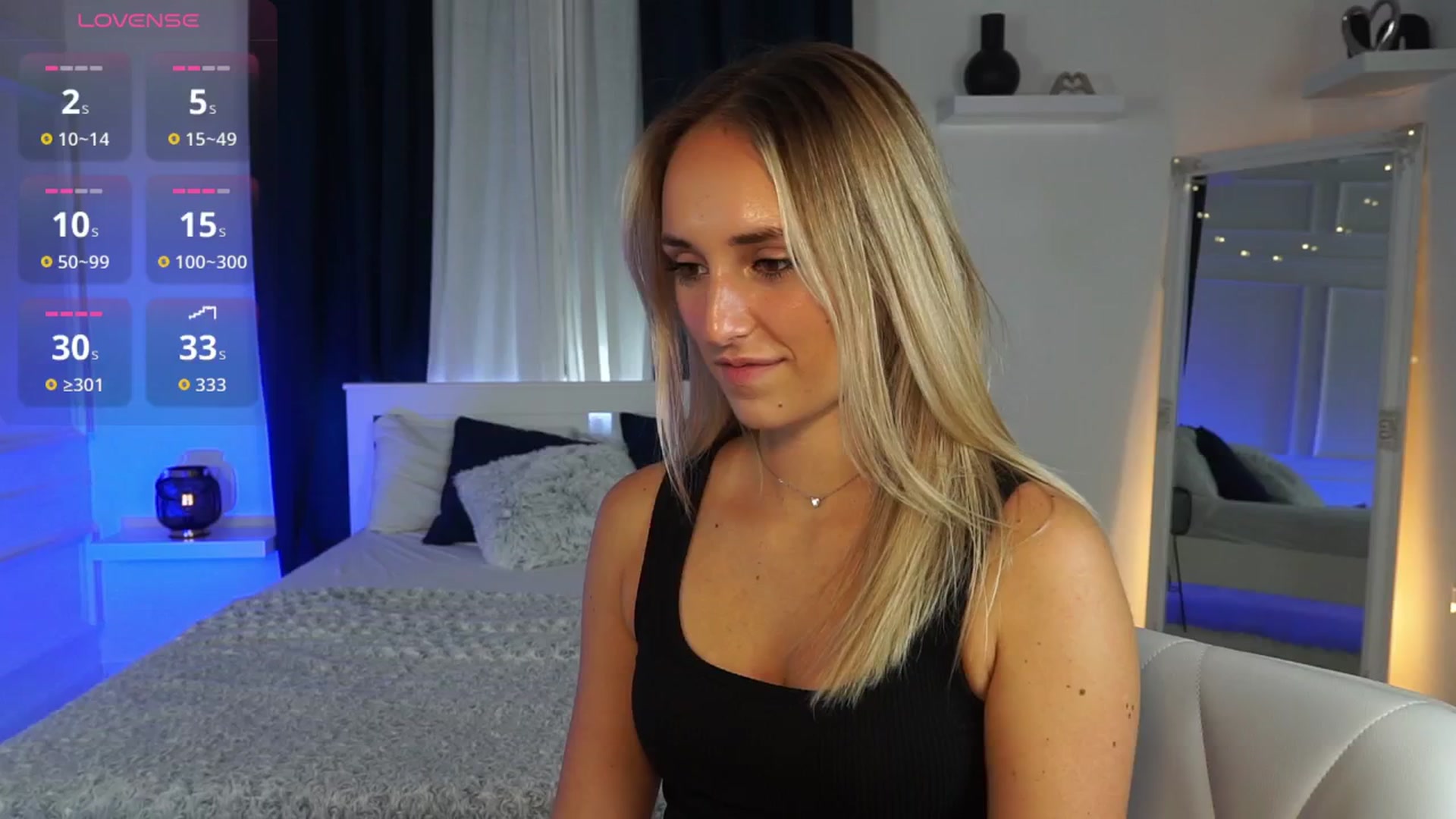 Gallery image thumbnail from LenaaStar's myfreecams stream on, 11/04/2025, 17:03 image 10 of 20