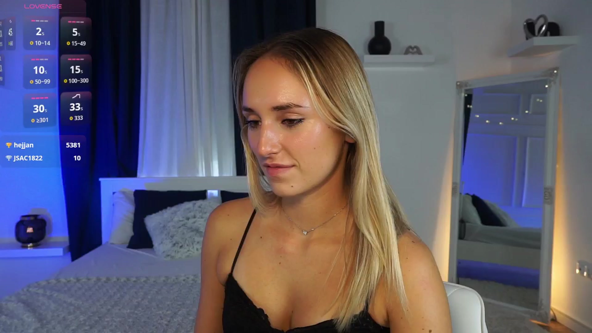 Gallery image thumbnail from LenaaStar's myfreecams stream on, 11/06/2025, 16:37 image 7 of 20