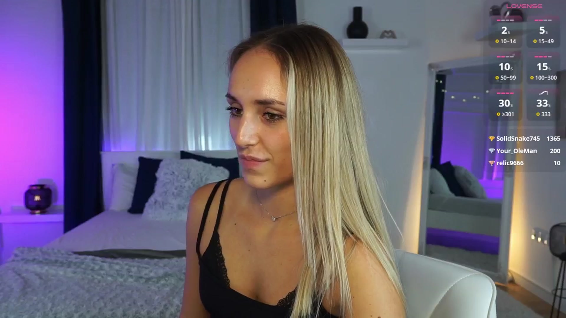 Gallery image thumbnail from LenaaStar's myfreecams stream on, 11/10/2025, 21:47 image 18 of 20