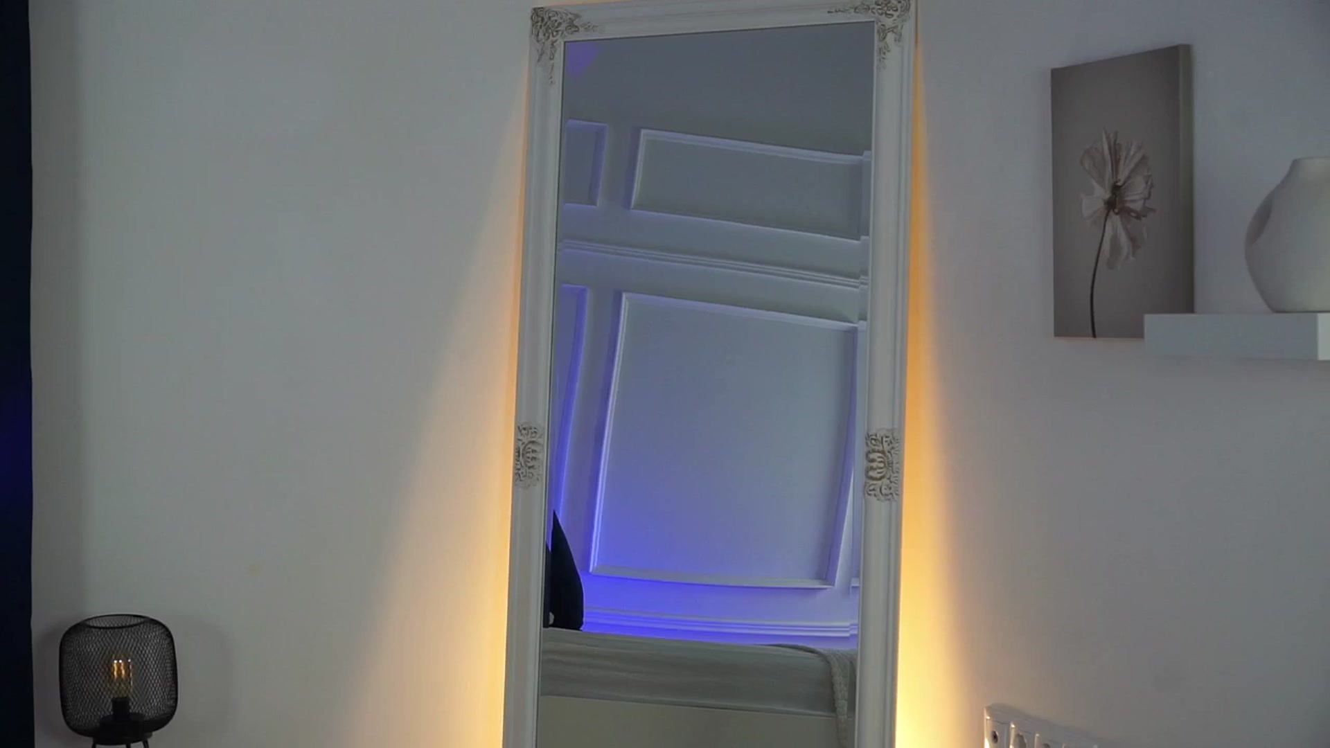 Gallery image thumbnail from LenaaStar's myfreecams stream on, 11/16/2025, 18:07 image 13 of 20