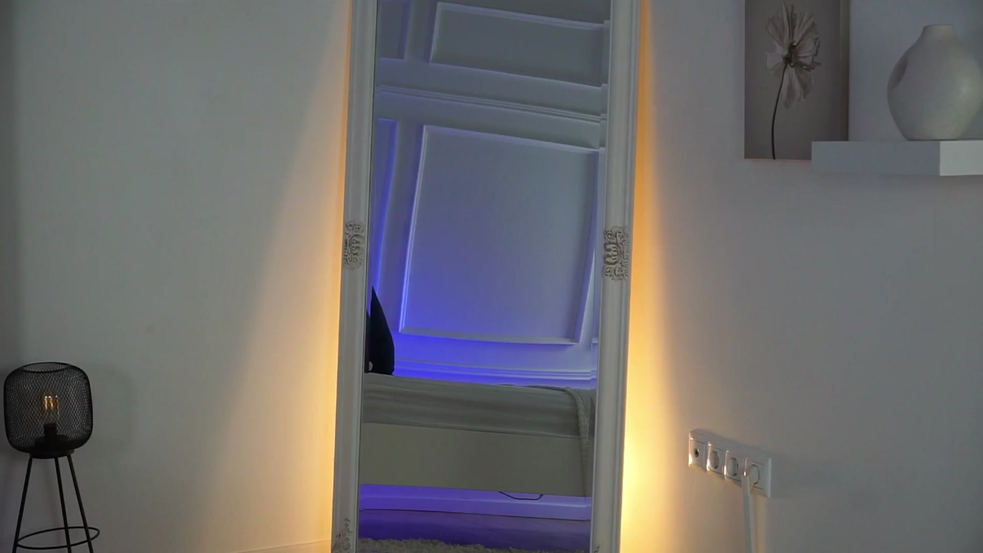 Gallery image thumbnail from LenaaStar's myfreecams stream on, 11/16/2025, 19:37 image 18 of 20