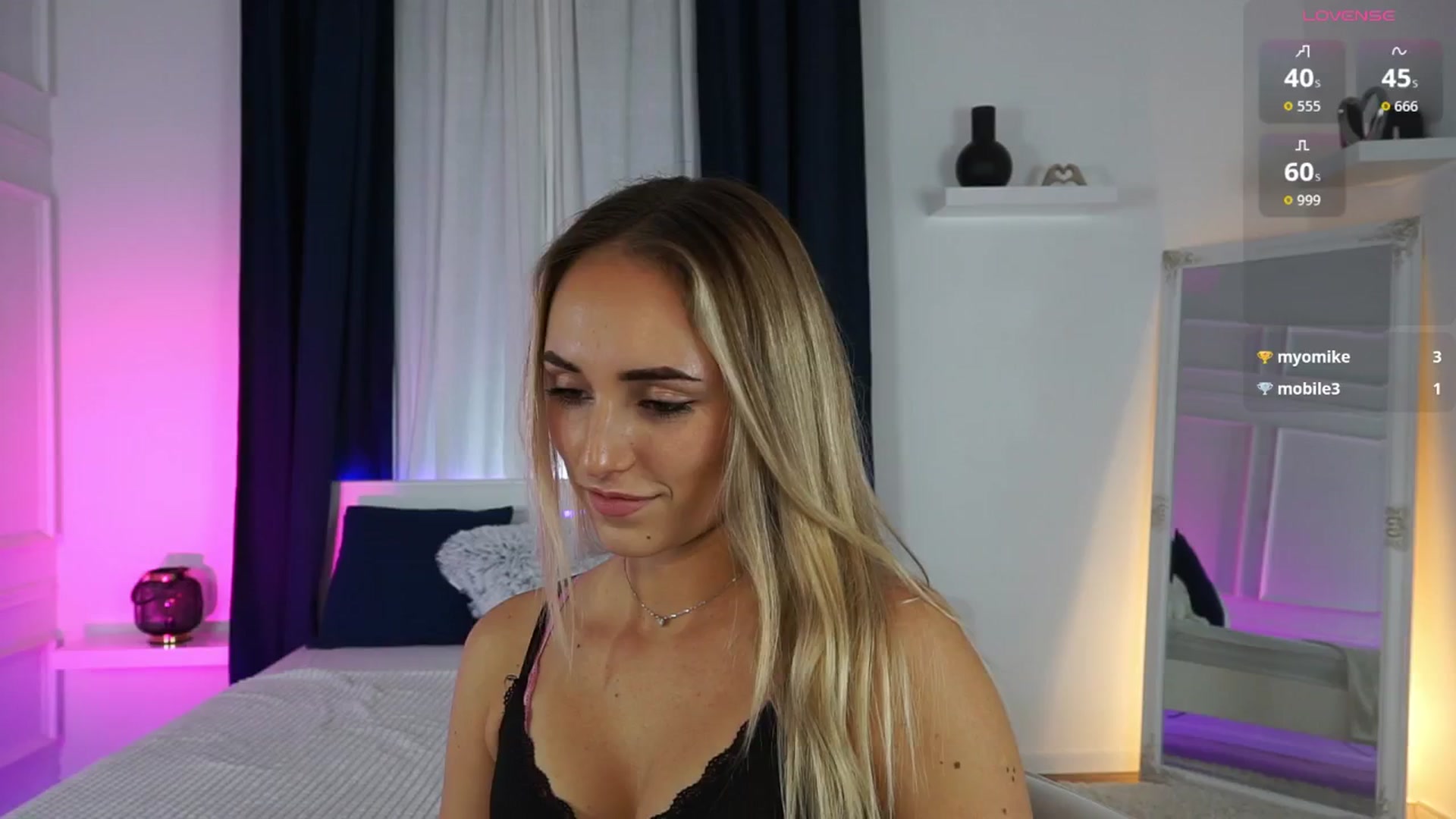 Gallery image thumbnail from LenaaStar's myfreecams stream on, 11/20/2025, 17:19 image 16 of 20
