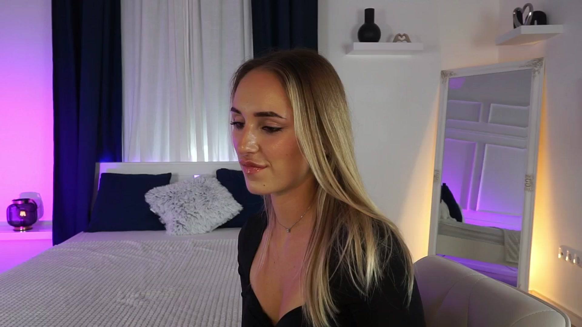 Gallery image thumbnail from LenaaStar's myfreecams stream on, 11/23/2025, 20:09 image 14 of 20